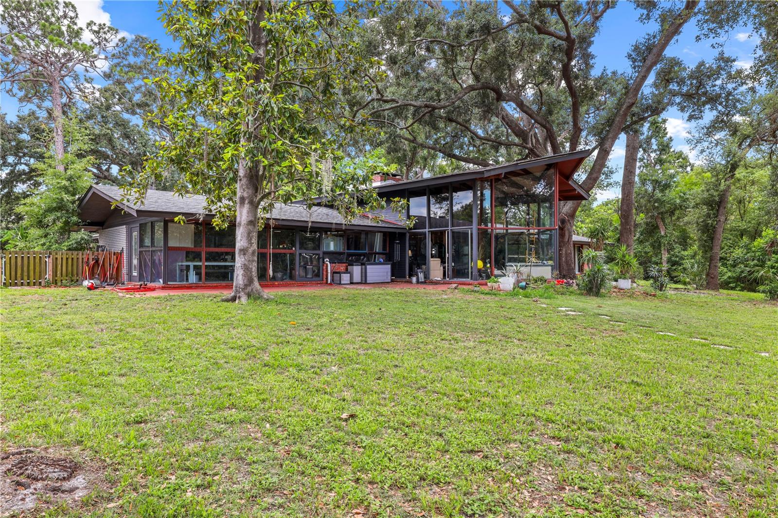 WHITE TROUT MANOR - Residential