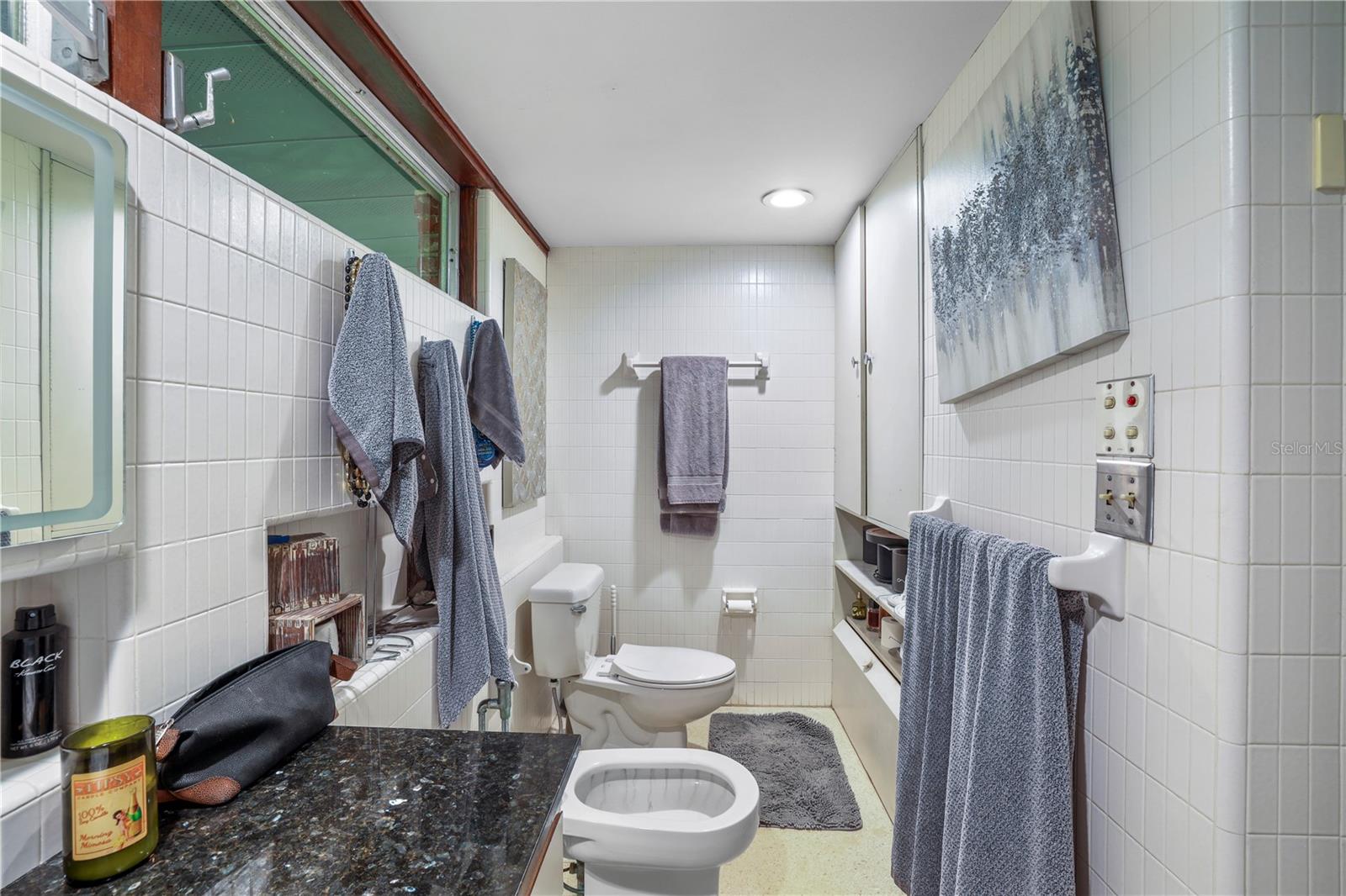 WHITE TROUT MANOR - Residential