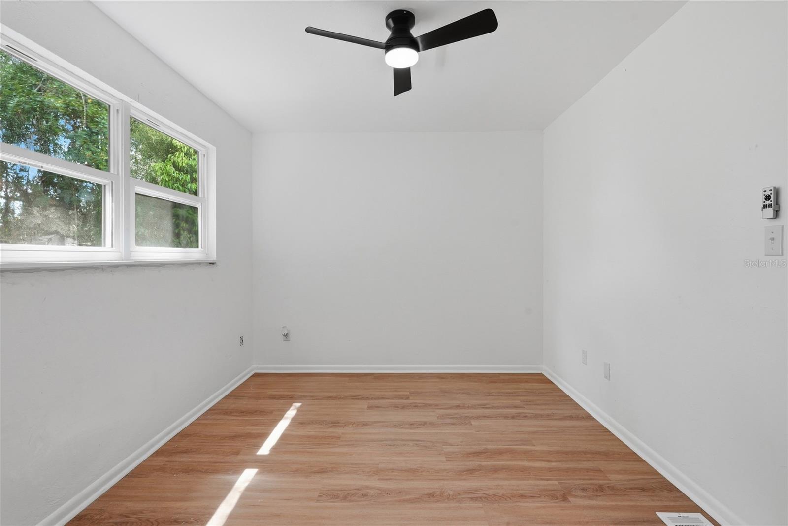 PHOENIX SUB PH II NAPIER GRT - Residential