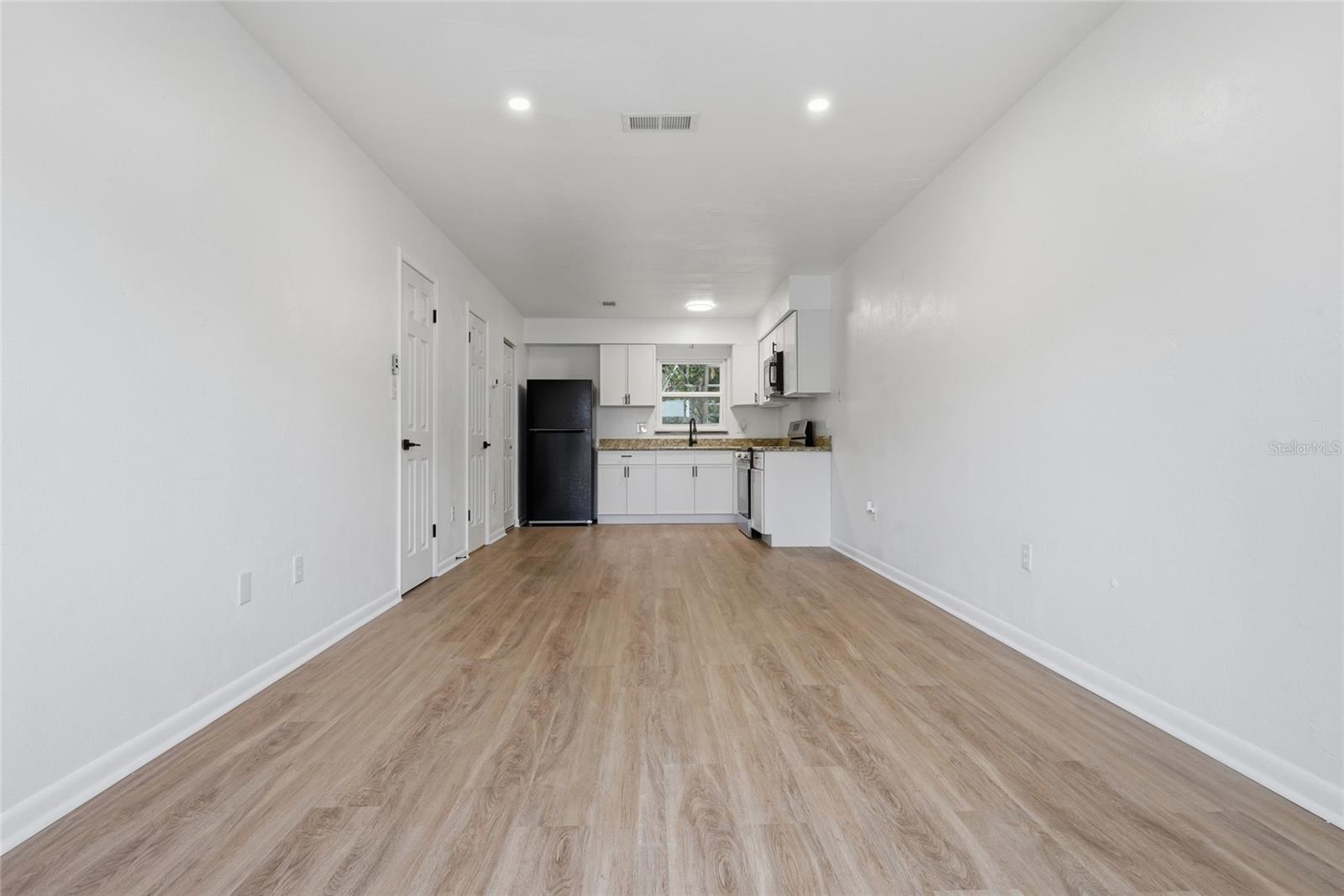 PHOENIX SUB PH II NAPIER GRT - Residential