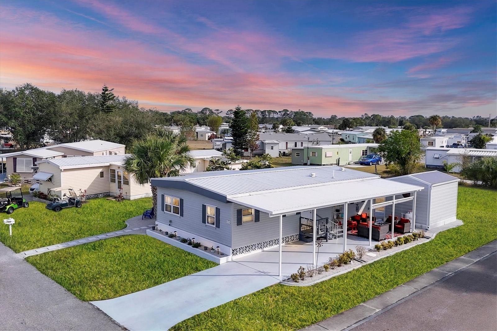 HOLIDAY PARK - Residential