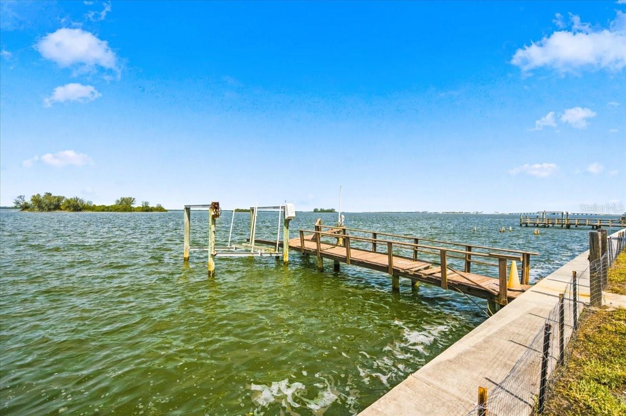 DUNEDIN SHORES SUB - Residential