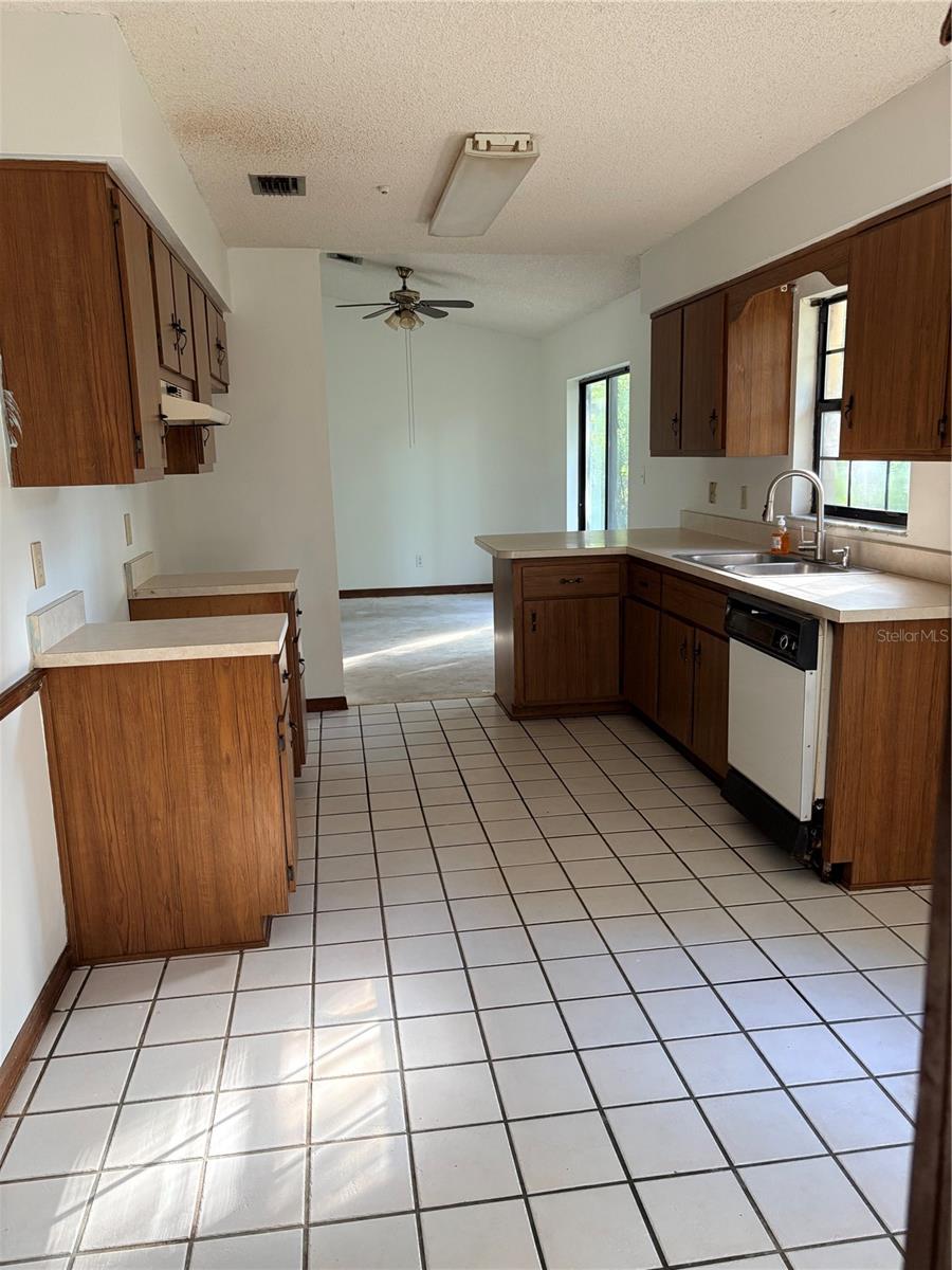 WOODLAND PLACE FIRST ADD - Residential