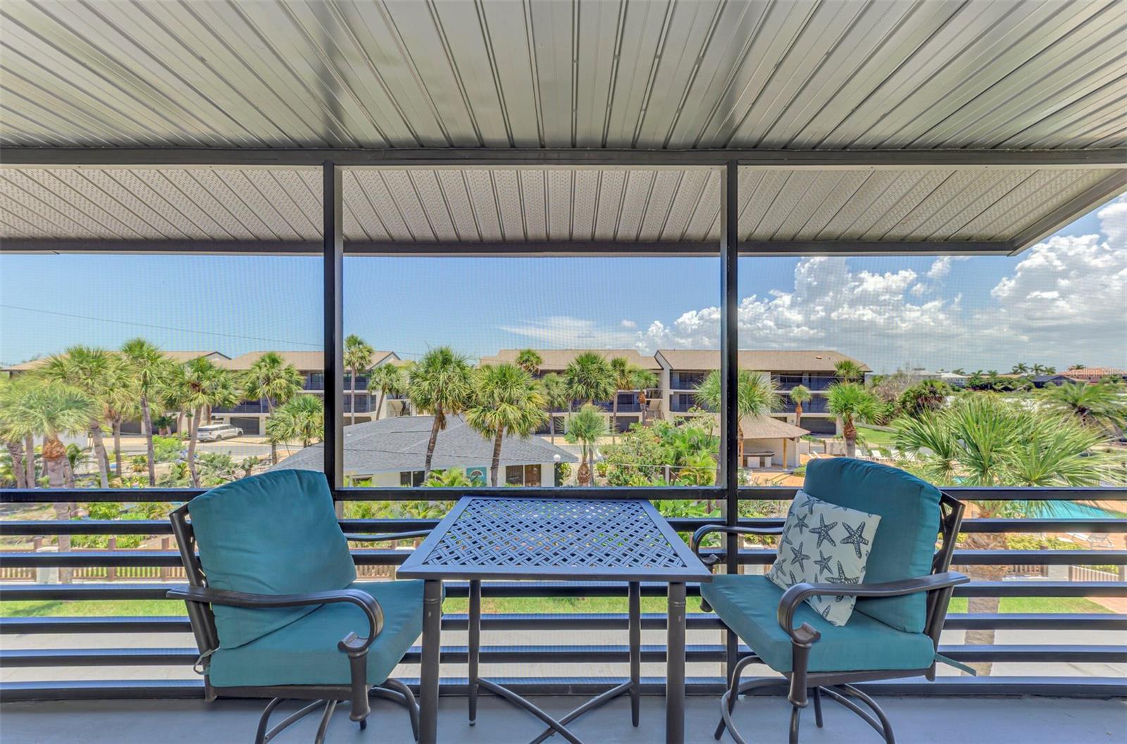 FANTASY ISLAND BLDG C - Residential