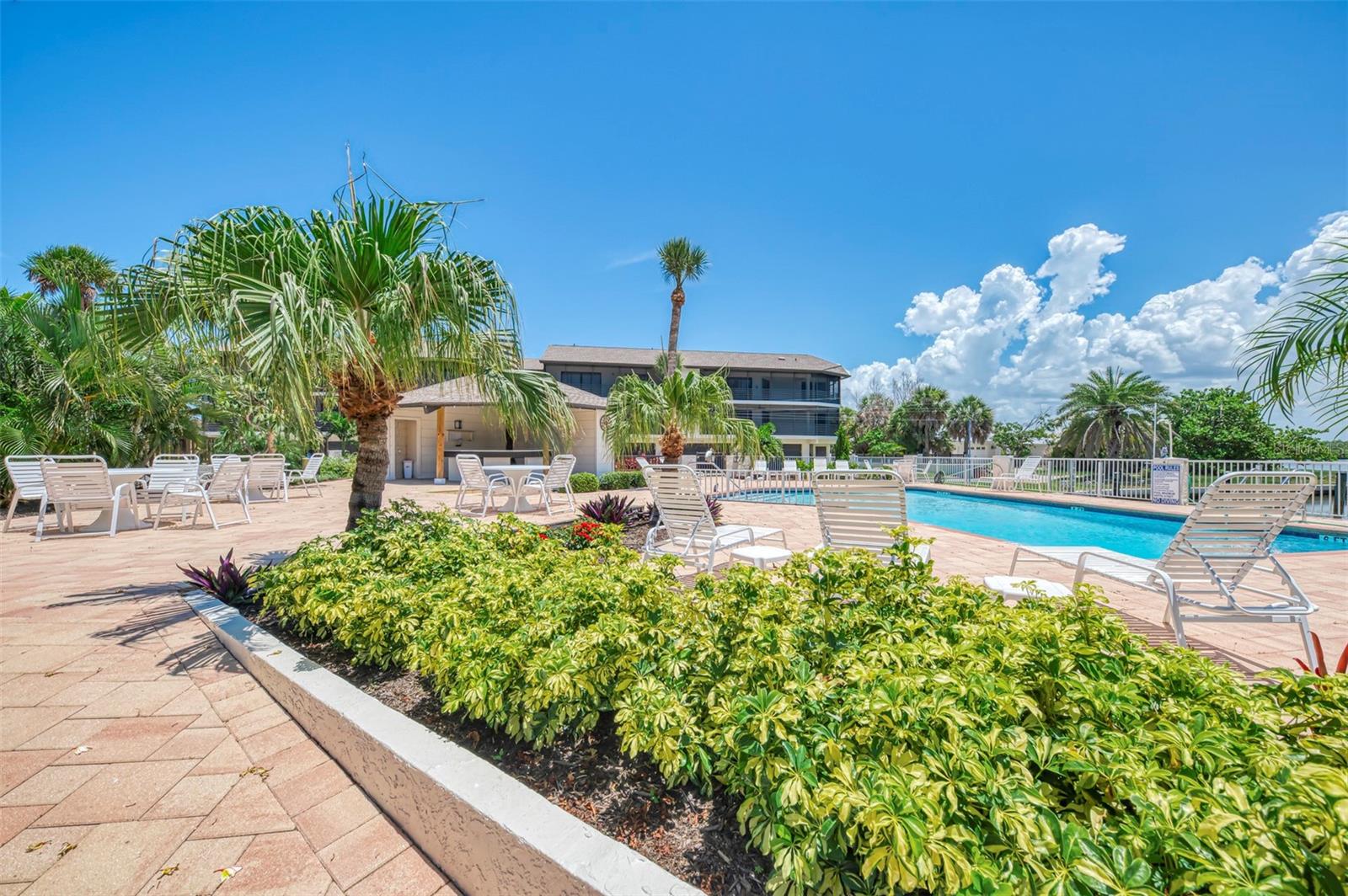 FANTASY ISLAND BLDG C - Residential