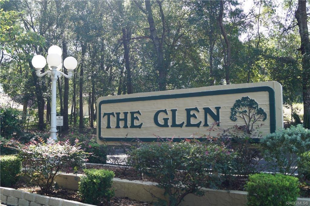 THE GLEN - Land