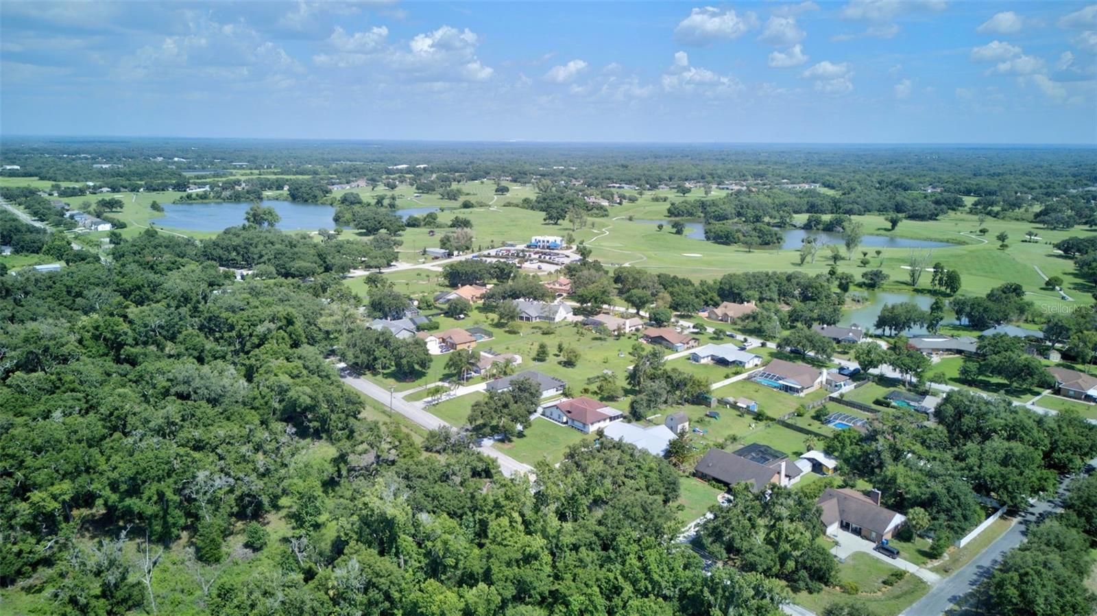 WHISPER LAKE - Residential