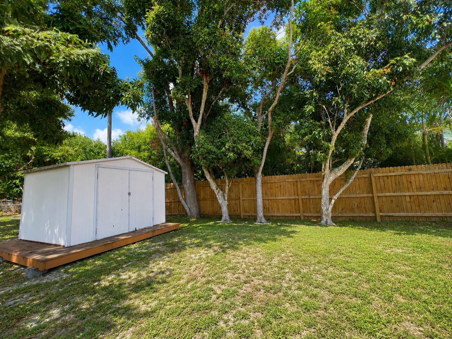 MACKLES - Residential Lease