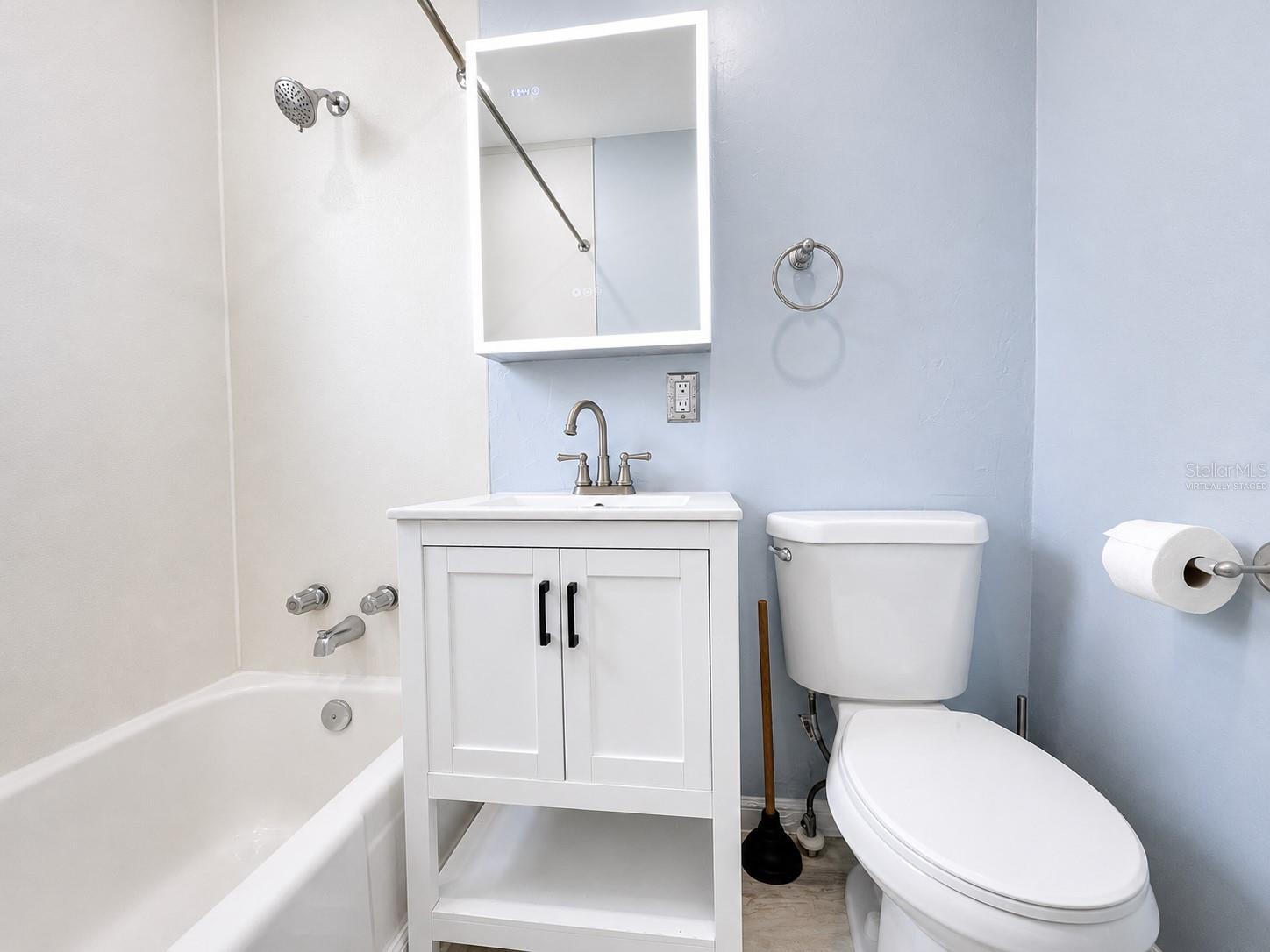 MACKLES - Residential Lease