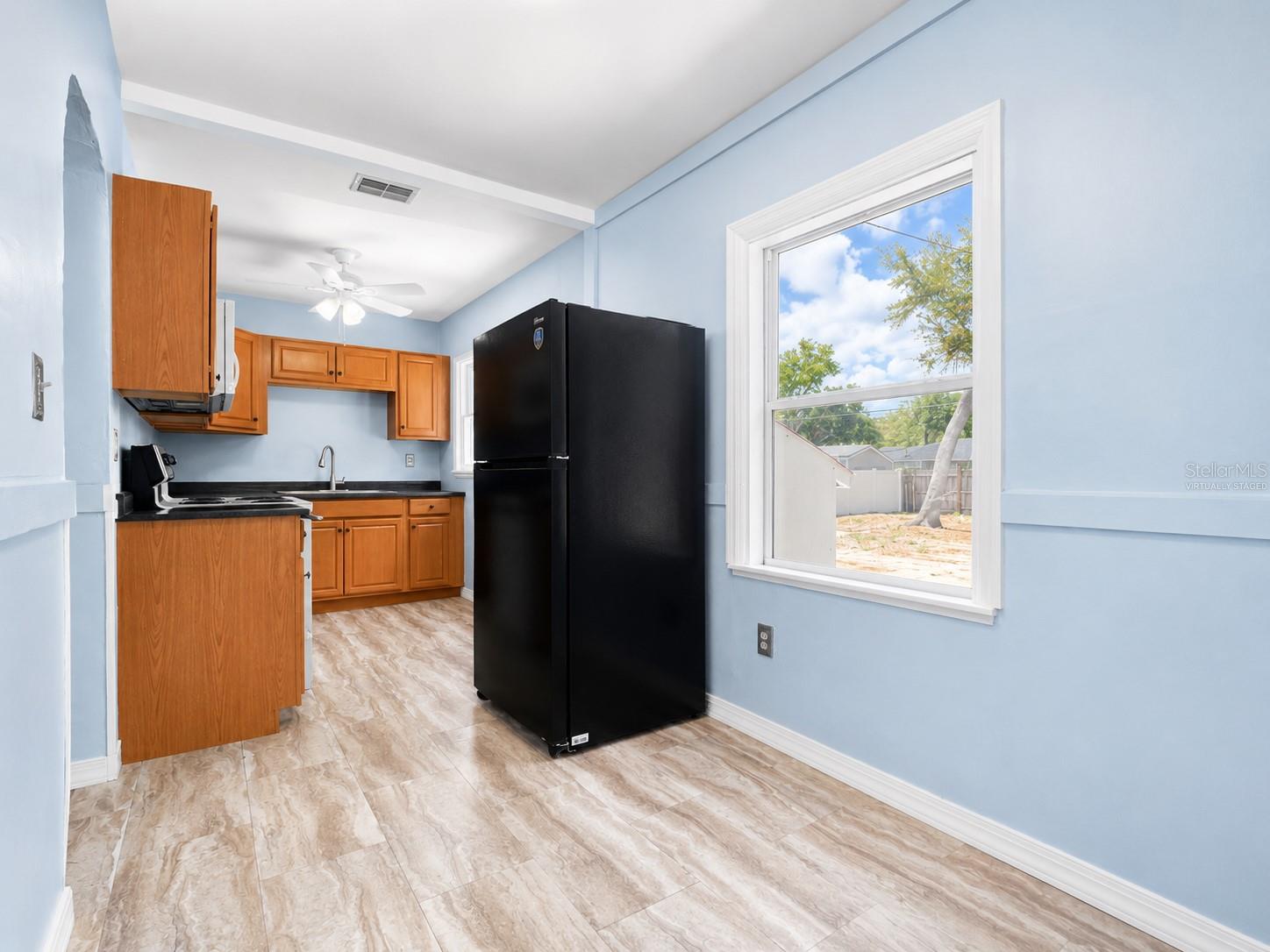 MACKLES - Residential Lease