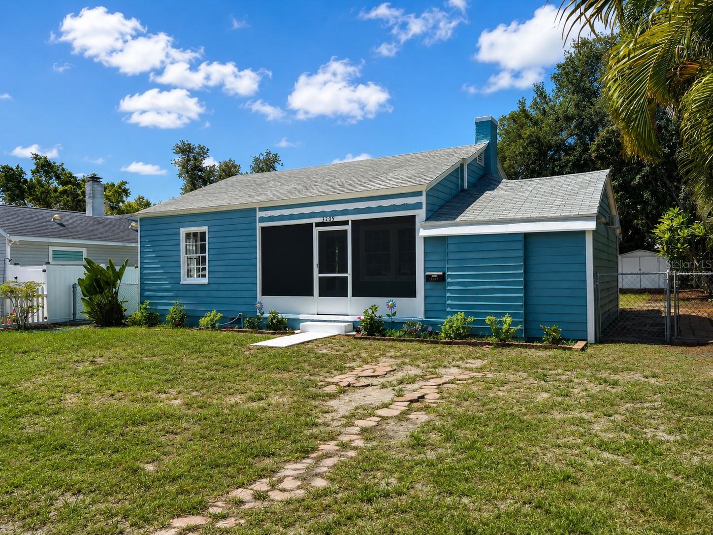 MACKLES - Residential Lease