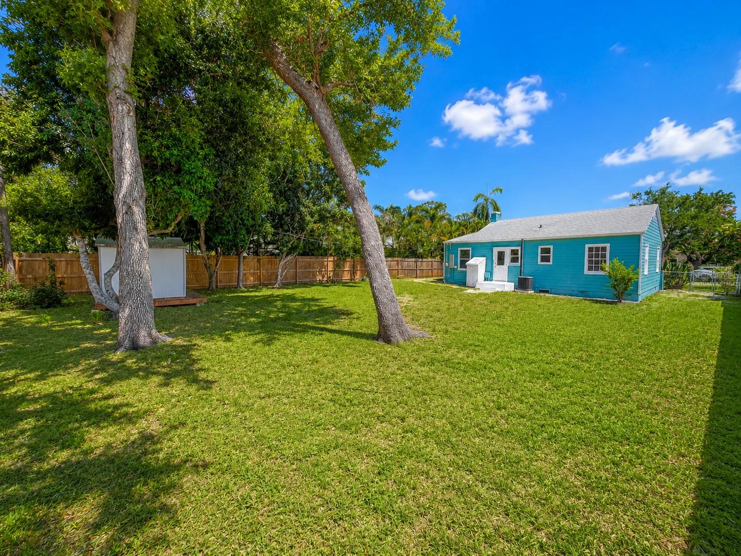 MACKLES - Residential Lease