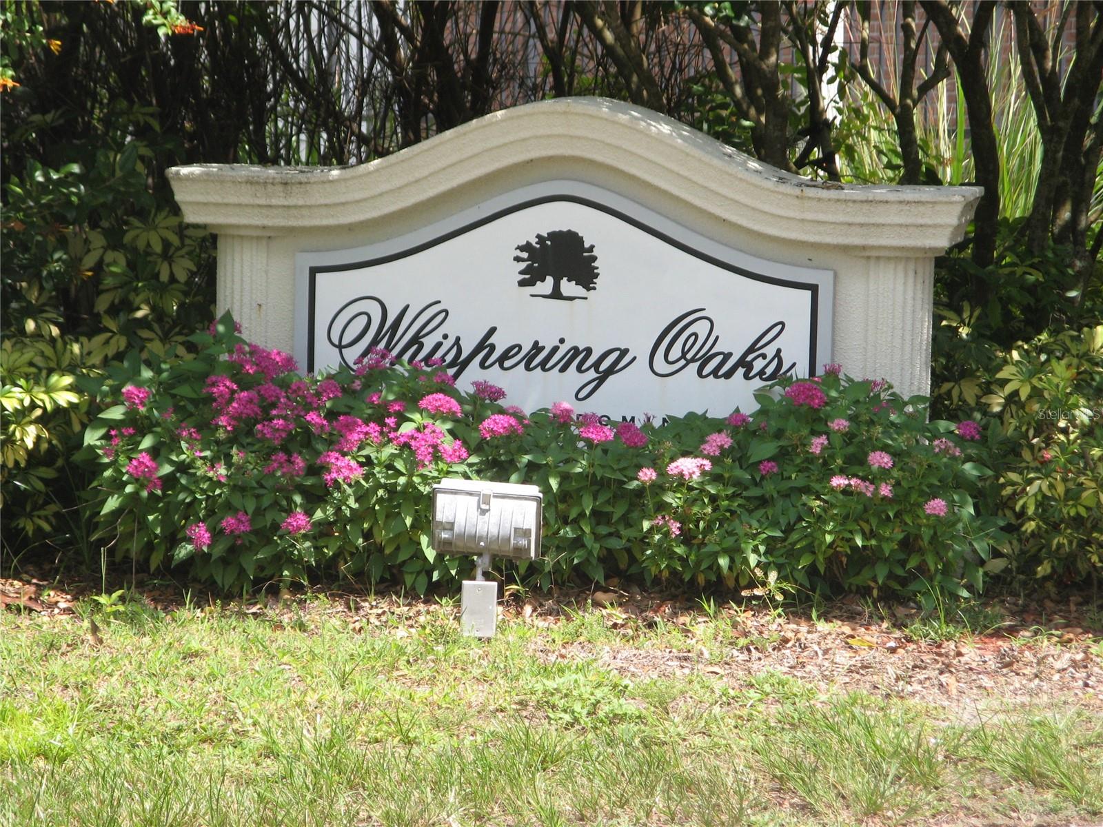 WHISPERING OAKS - Residential