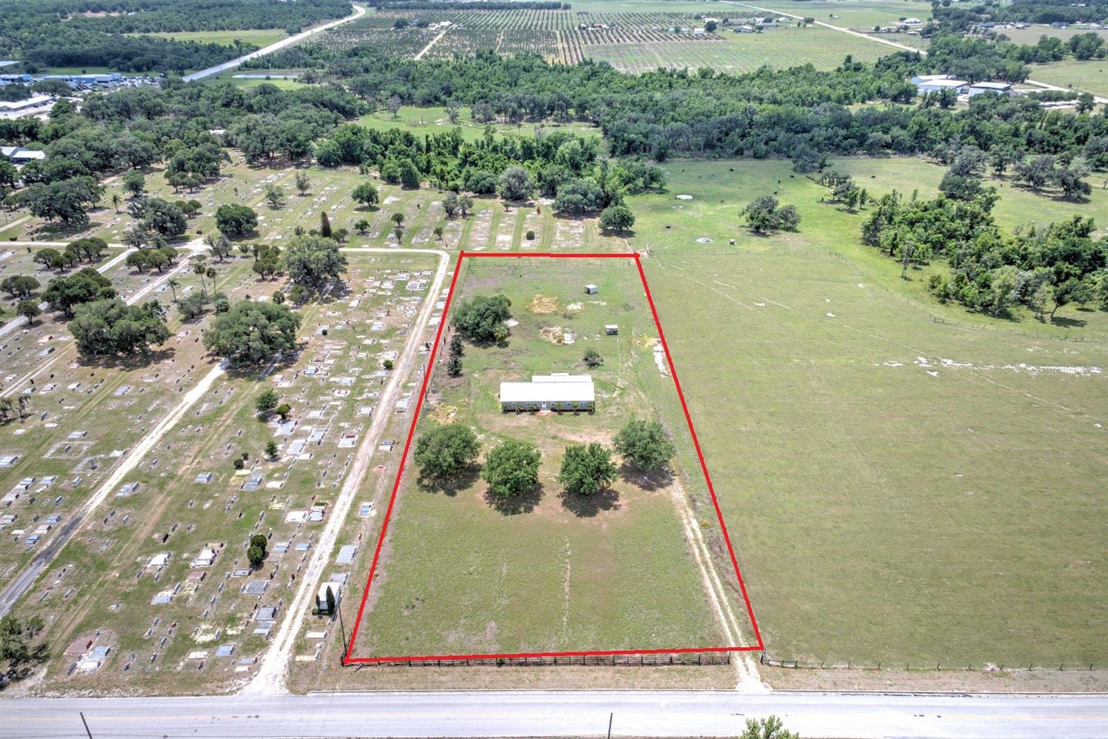 3.36 AC W 222 FT OF NW1/4 OF SE1/4 OF SE1/4 09 34S - Residential