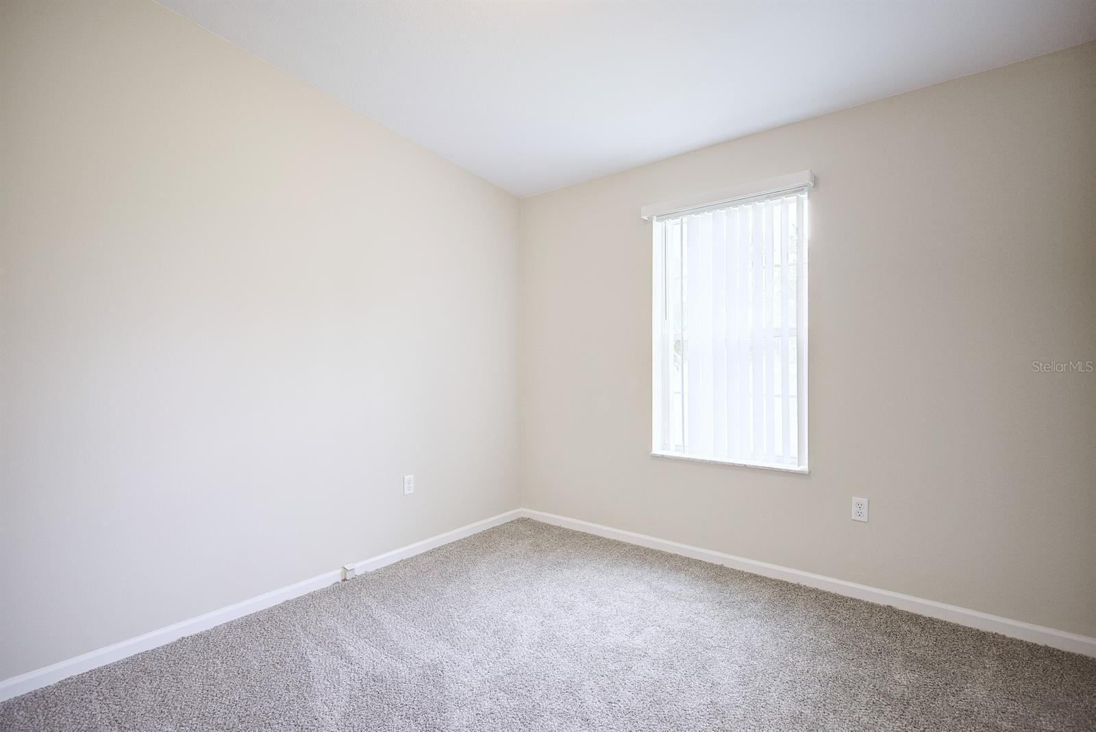 3.36 AC W 222 FT OF NW1/4 OF SE1/4 OF SE1/4 09 34S - Residential