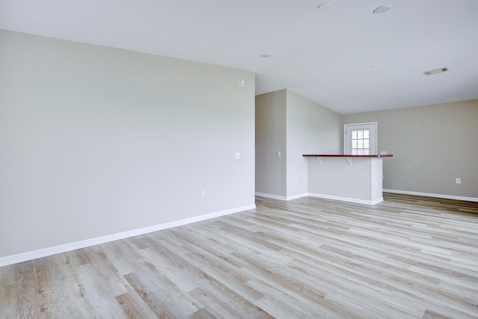 3.36 AC W 222 FT OF NW1/4 OF SE1/4 OF SE1/4 09 34S - Residential