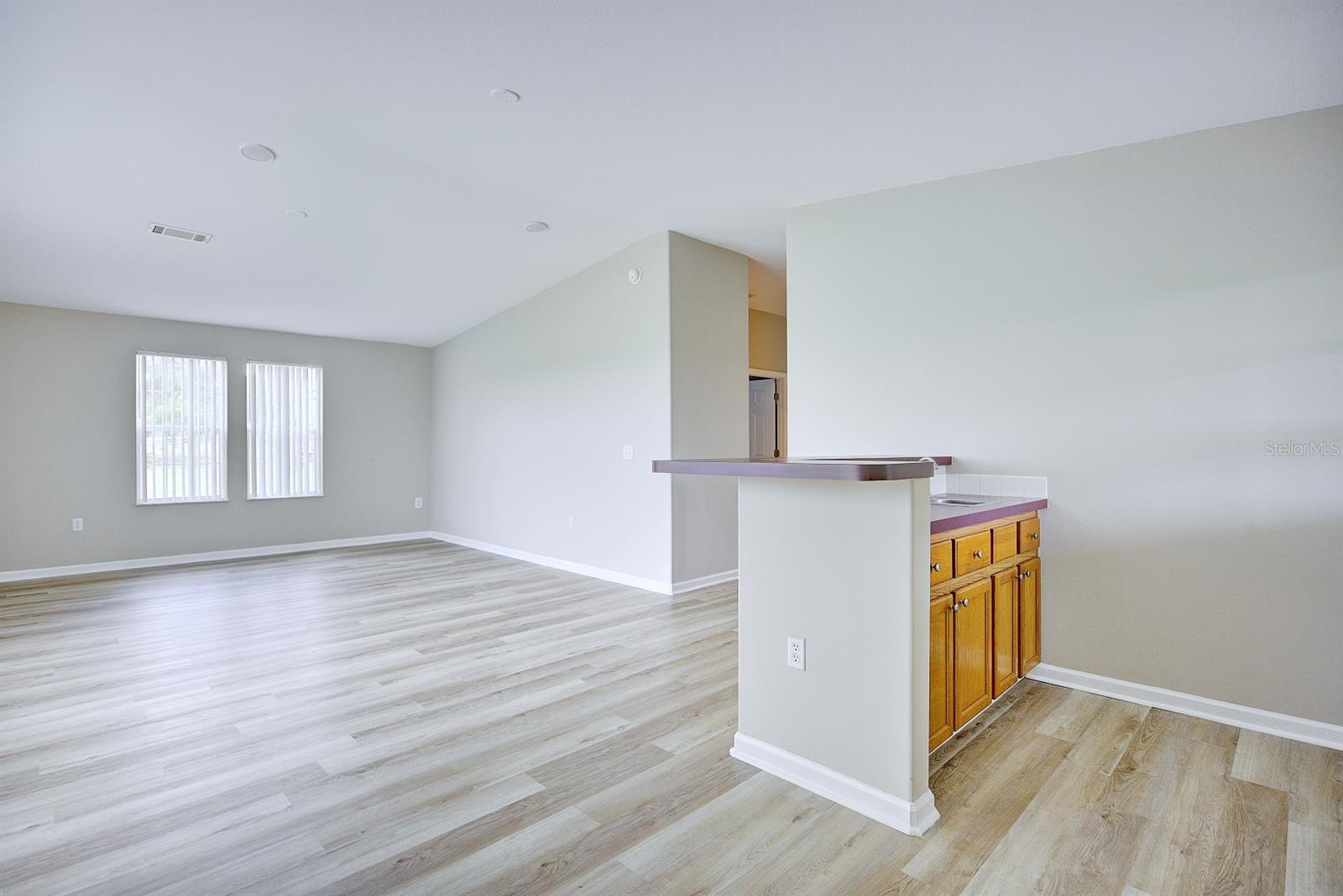 3.36 AC W 222 FT OF NW1/4 OF SE1/4 OF SE1/4 09 34S - Residential