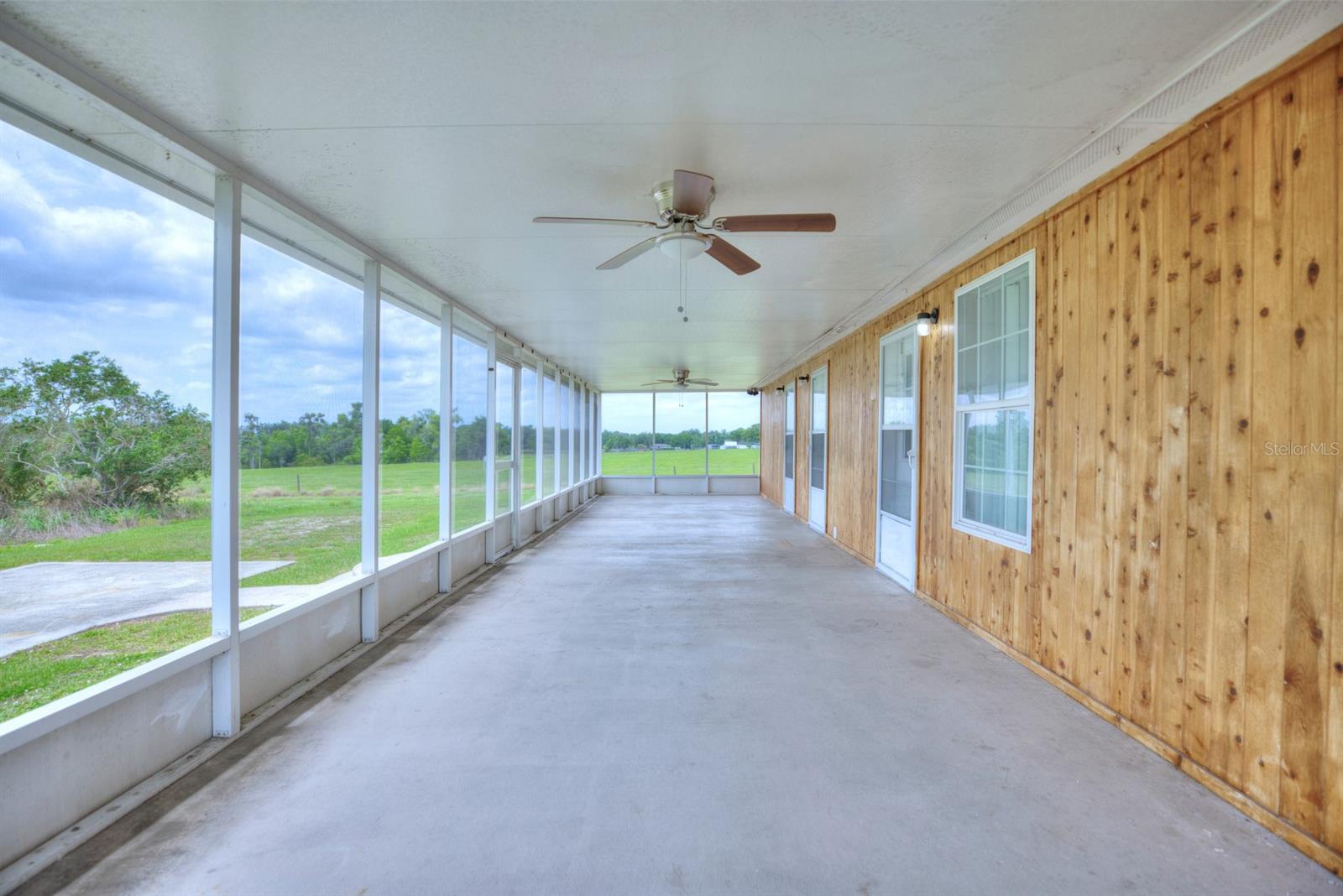 3.36 AC W 222 FT OF NW1/4 OF SE1/4 OF SE1/4 09 34S - Residential