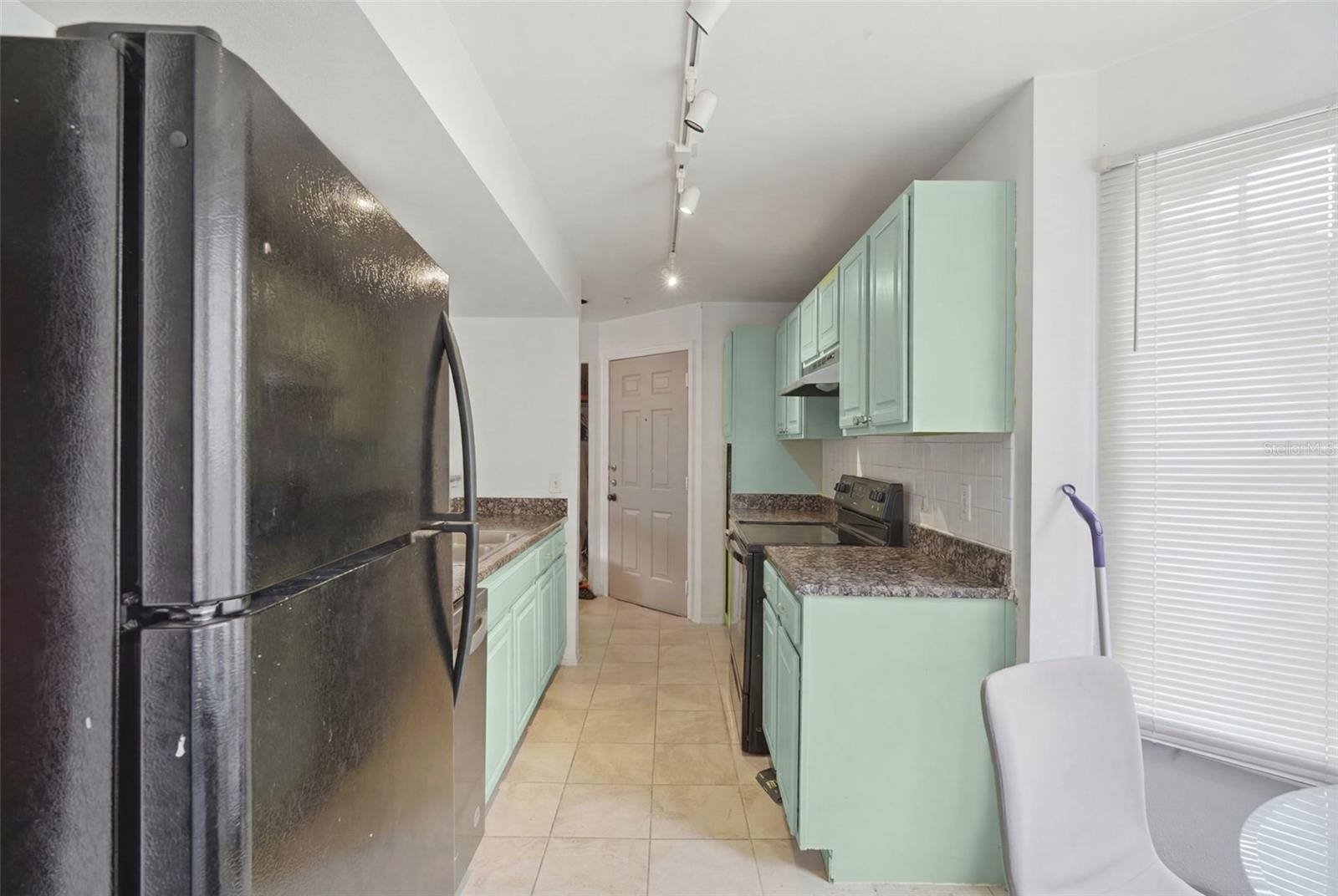 RESIDENCES AT SABAL POINT A CONDOMINIUM - Residential