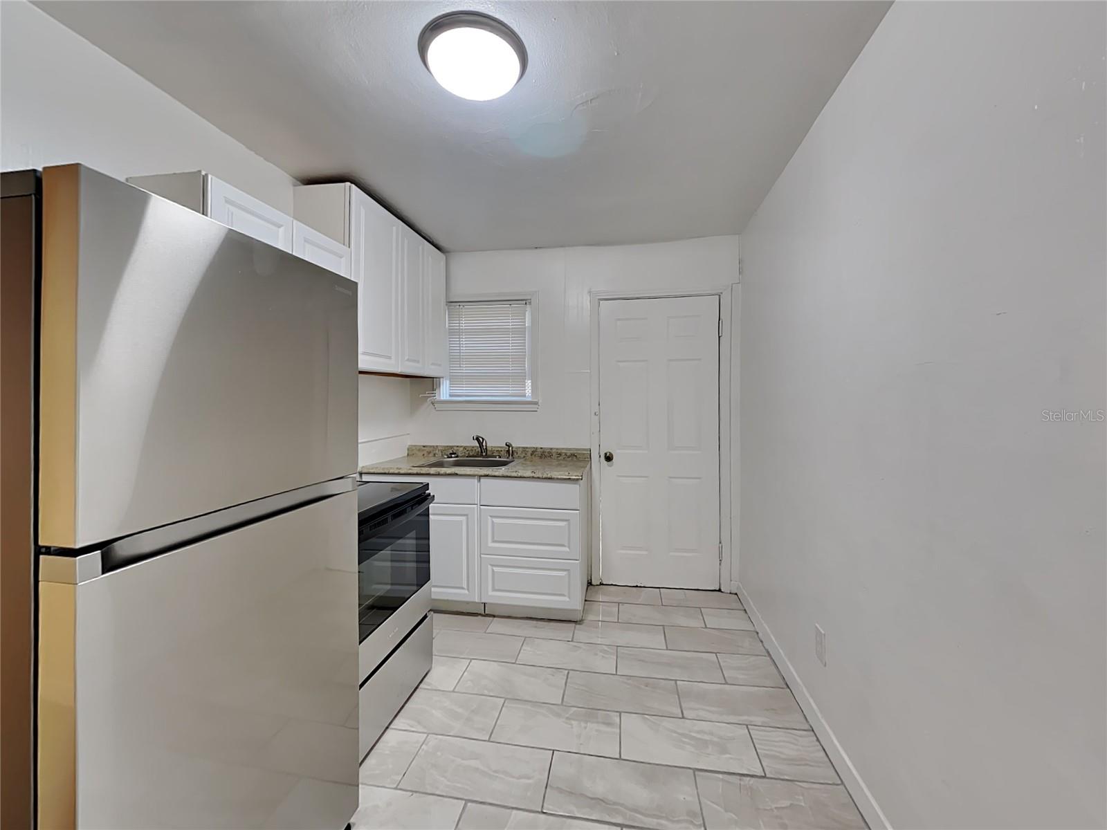 QUIGG & ARMSTRONG BLK 05 DAYTONA - Residential Lease