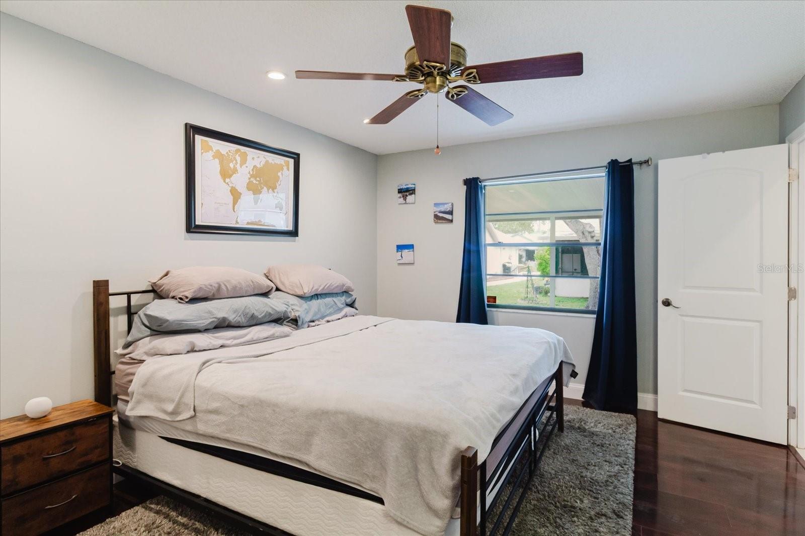 LAKES UNIT II PH 1 SEC III THE - Residential