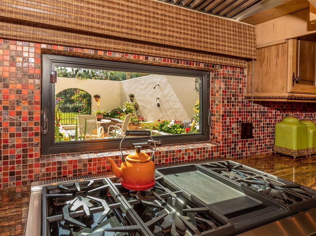 BLACKBURN RIDGE - Residential