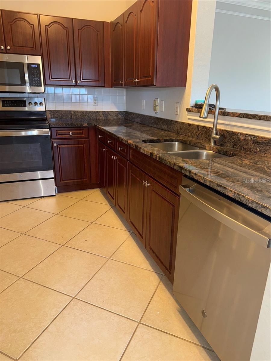BEACHWALK CONDO - Residential Lease