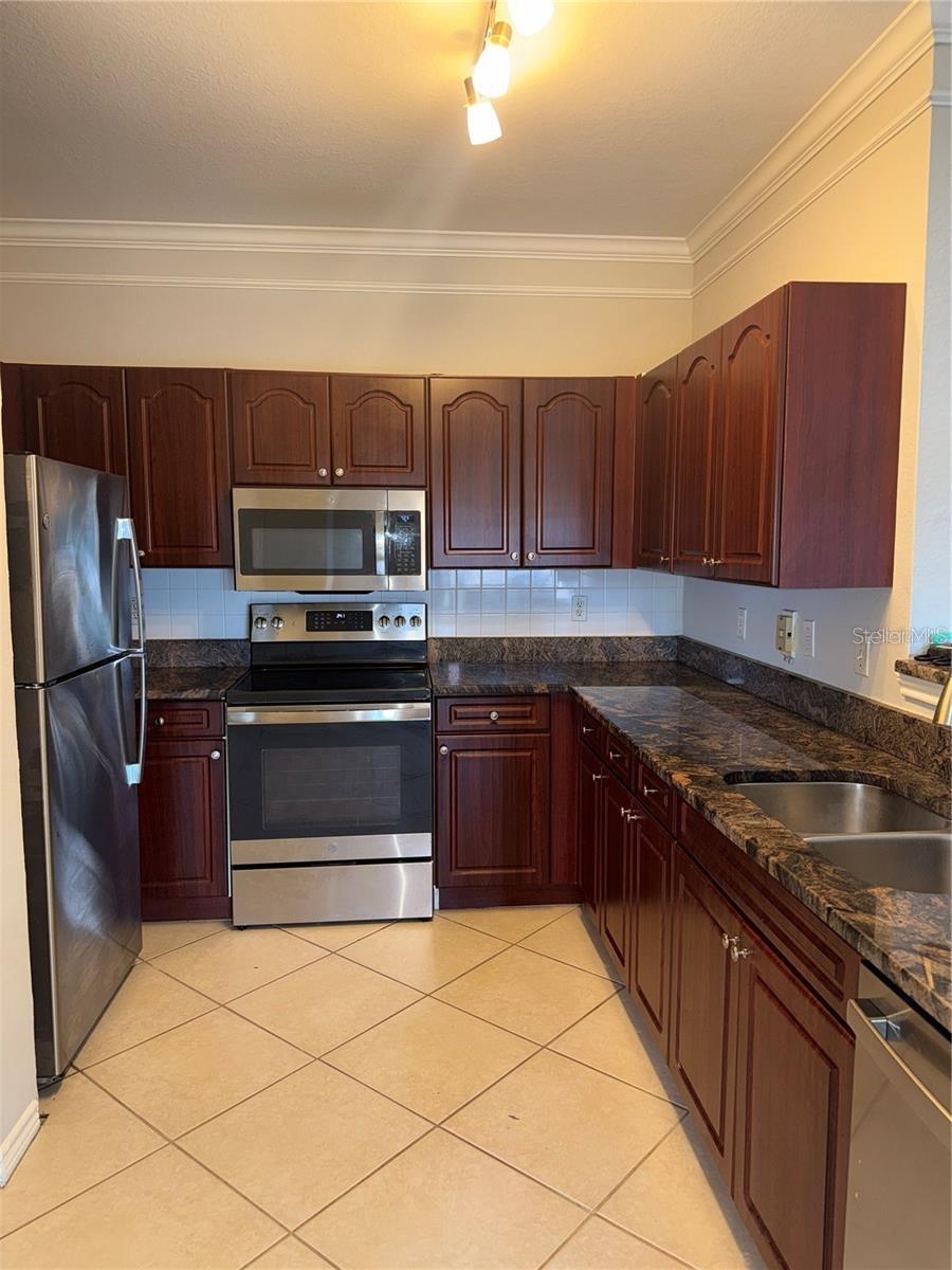 BEACHWALK CONDO - Residential Lease