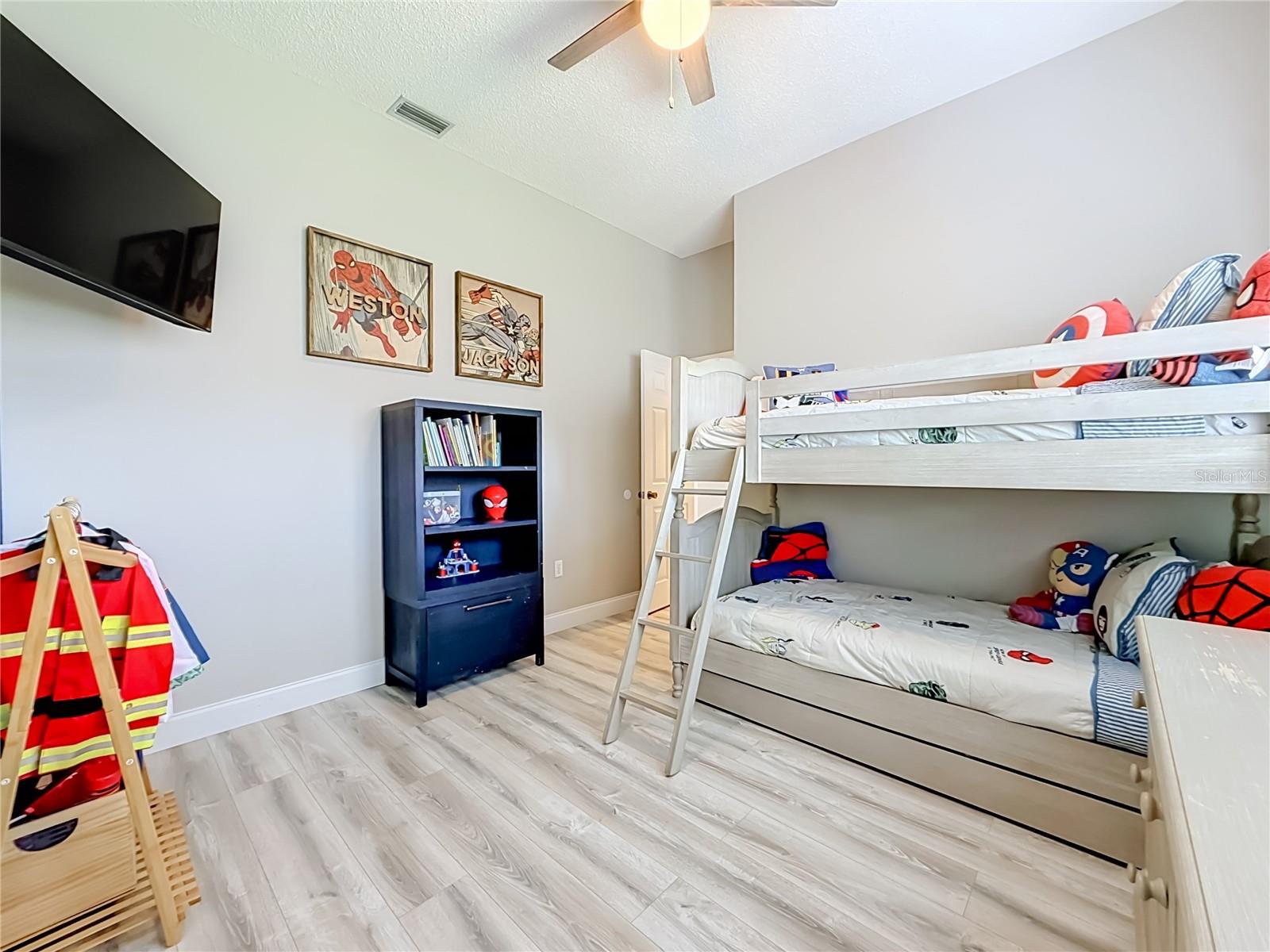 CRESCENT OAKS COUNTRY CLUB KINGSBURY PH 2 - Residential