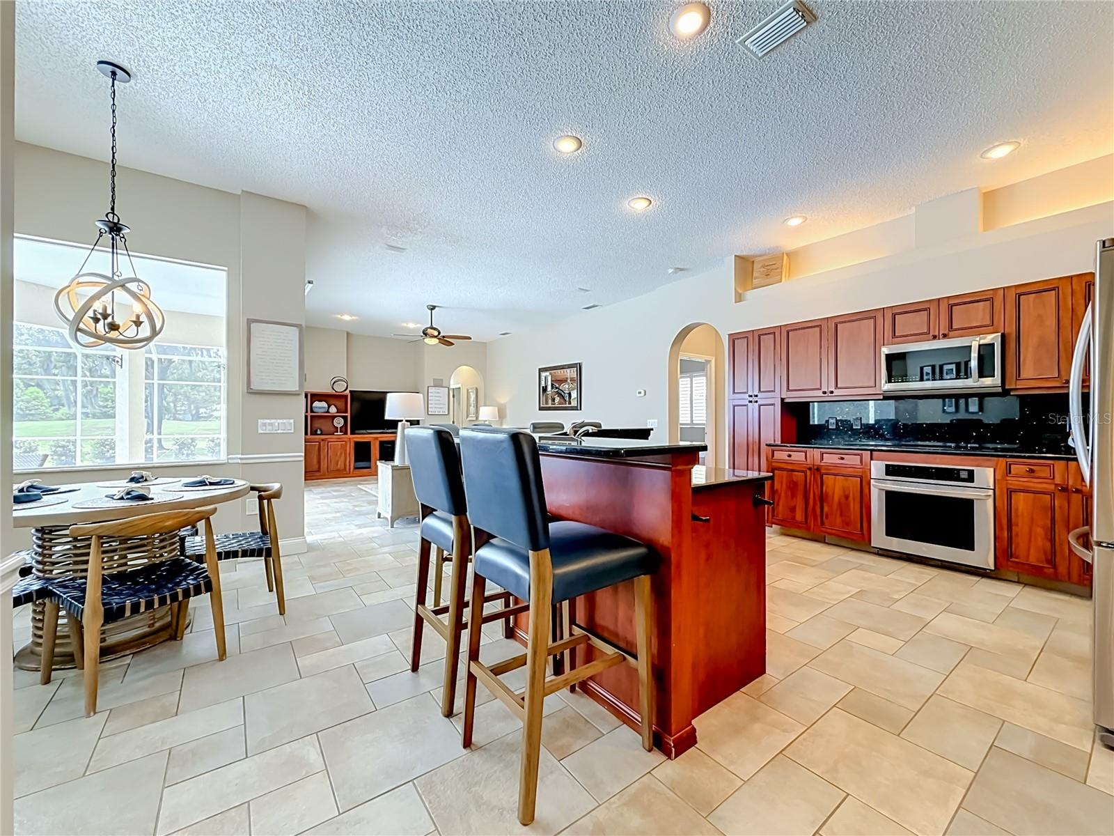 CRESCENT OAKS COUNTRY CLUB KINGSBURY PH 2 - Residential