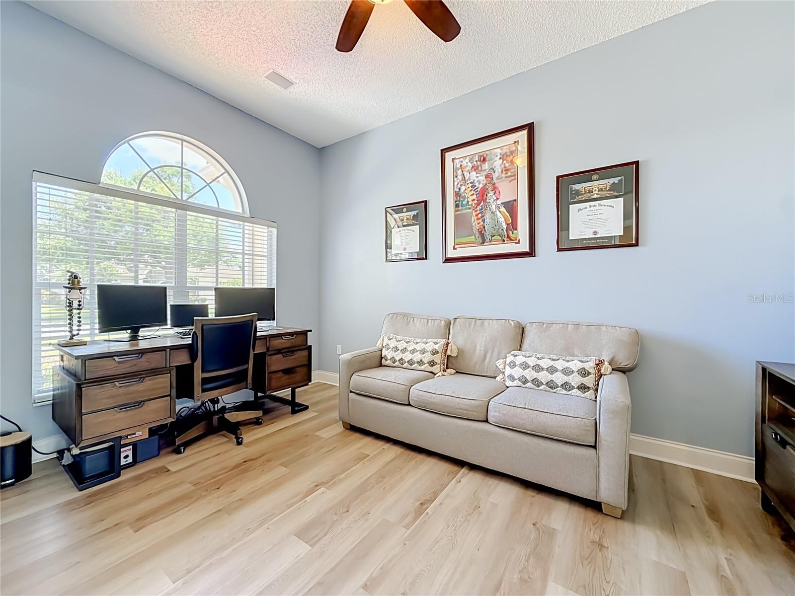 CRESCENT OAKS COUNTRY CLUB KINGSBURY PH 2 - Residential