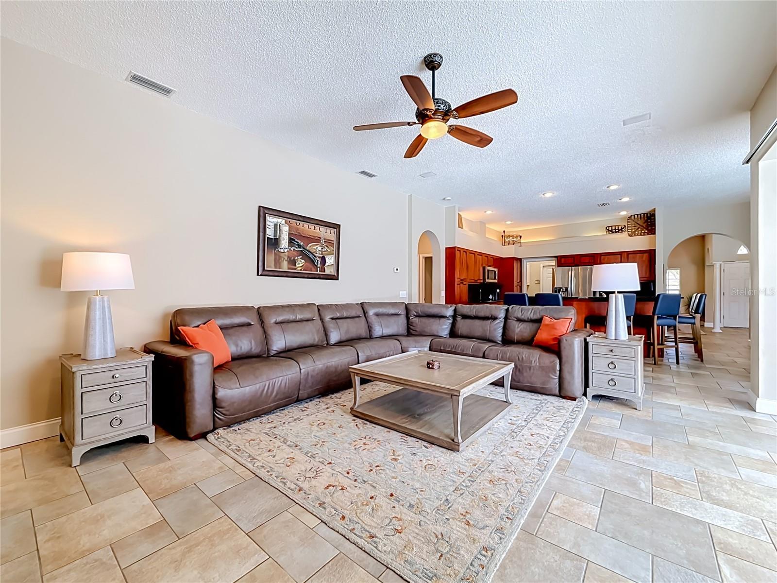CRESCENT OAKS COUNTRY CLUB KINGSBURY PH 2 - Residential