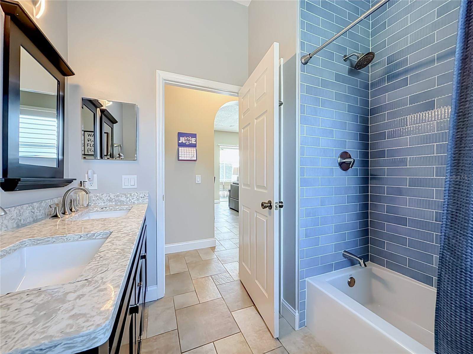 CRESCENT OAKS COUNTRY CLUB KINGSBURY PH 2 - Residential