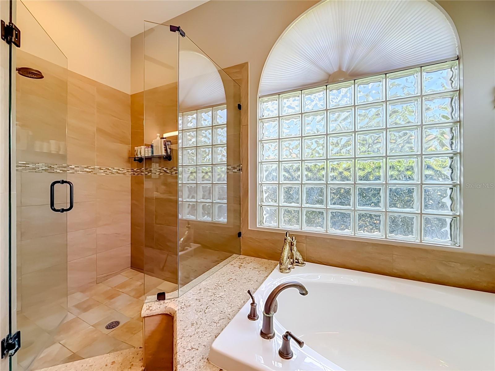 CRESCENT OAKS COUNTRY CLUB KINGSBURY PH 2 - Residential