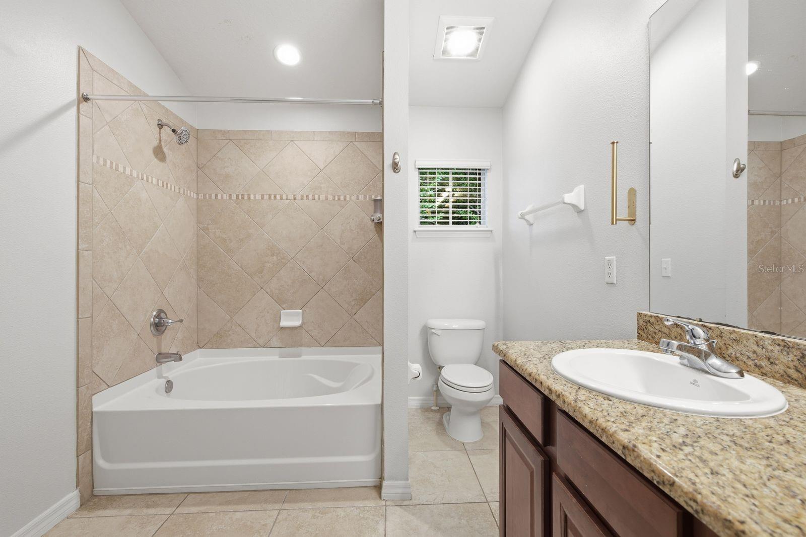 SCHOONER COVE A CONDO PH 31 - Residential