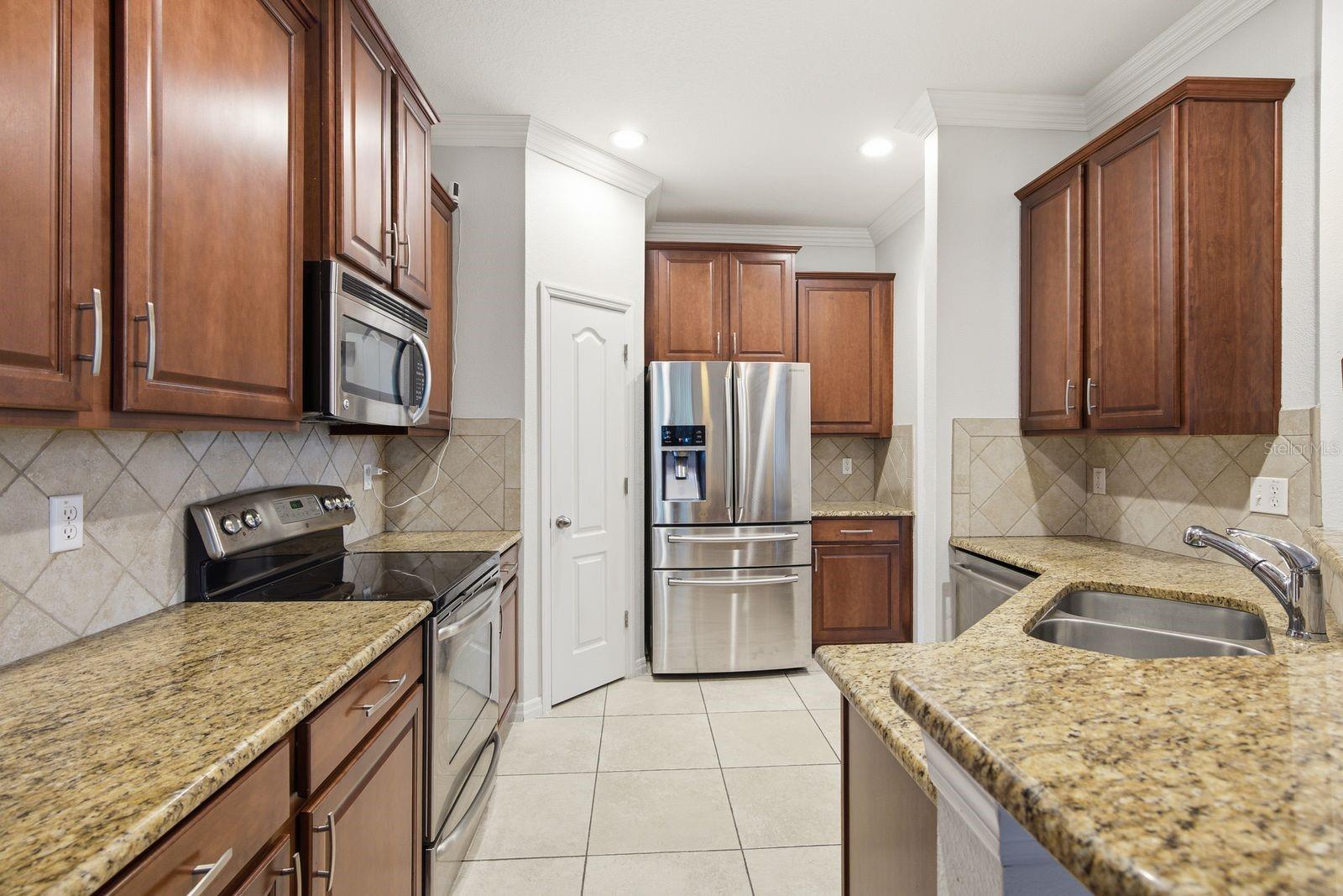 SCHOONER COVE A CONDO PH 31 - Residential