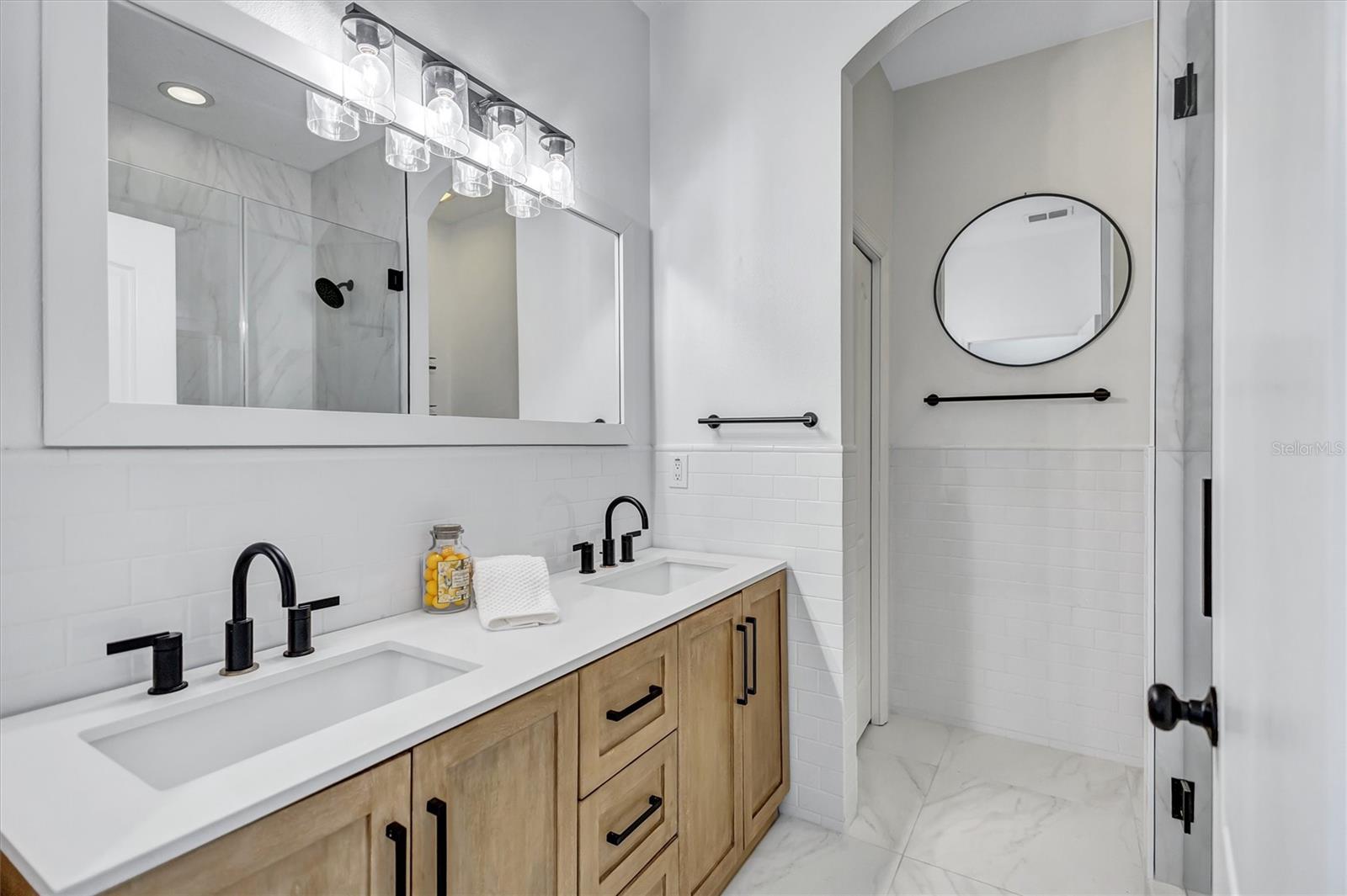 WATERCHASE PH 01 L-1 L-2 L-3 M - Residential