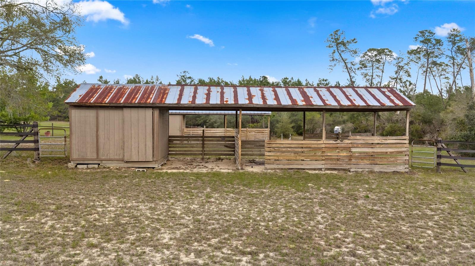 MINI FARMS SOUTH - Residential