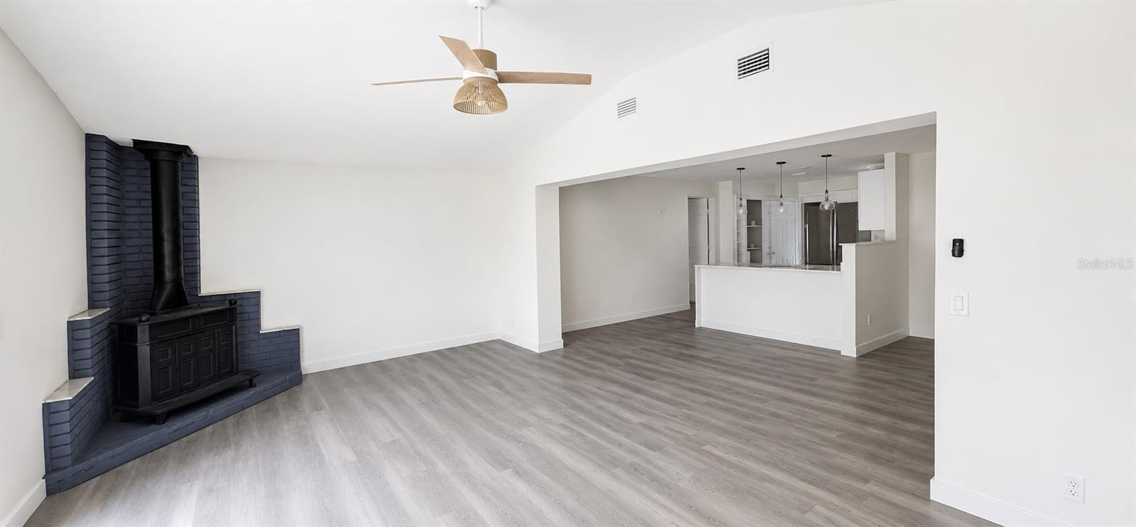 TOMOKA ESTATES UNIT 02 - Residential