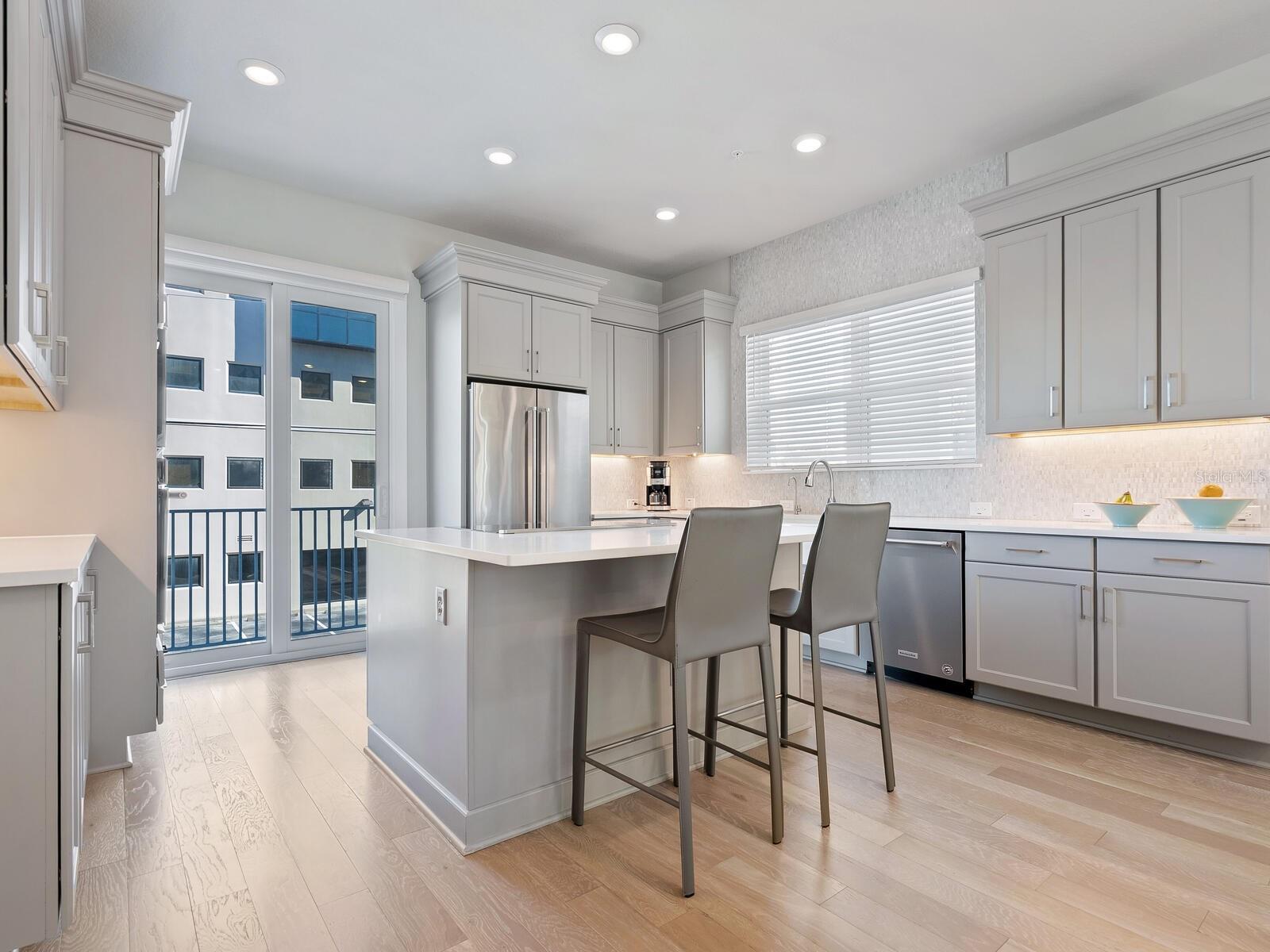 ENCLAVE/LAUREL PARK REP - Residential