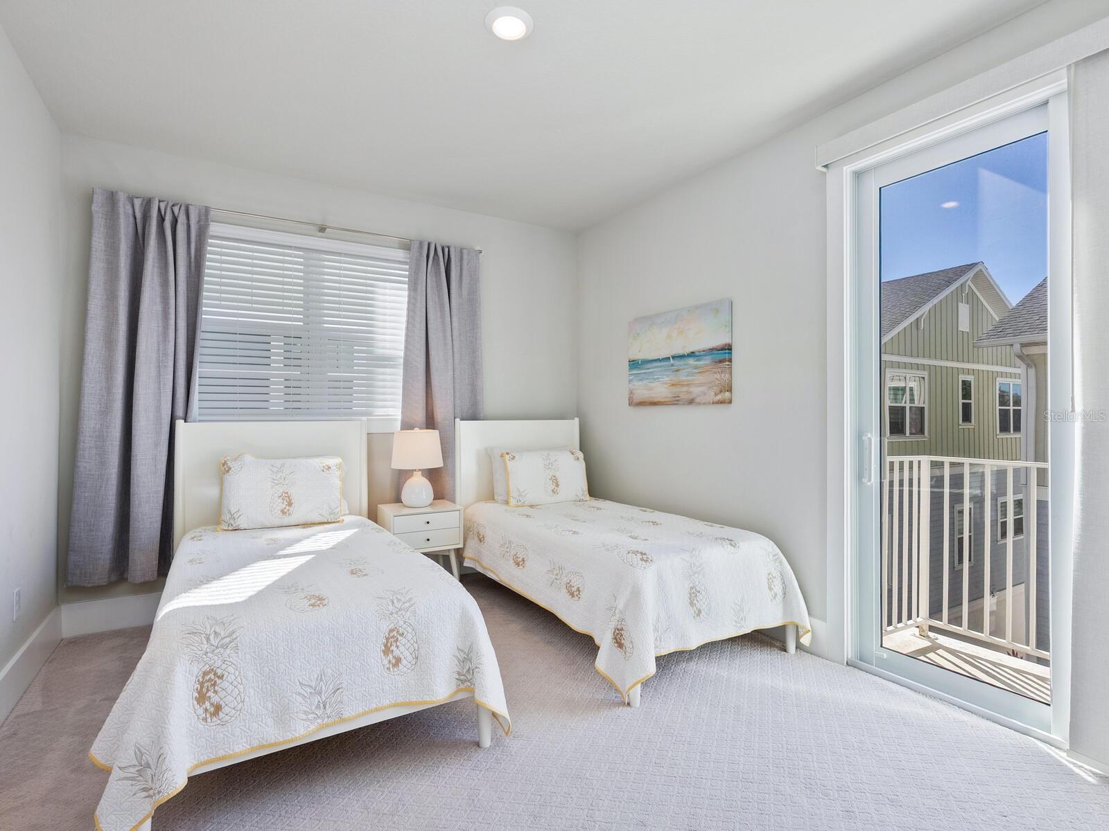 ENCLAVE/LAUREL PARK REP - Residential
