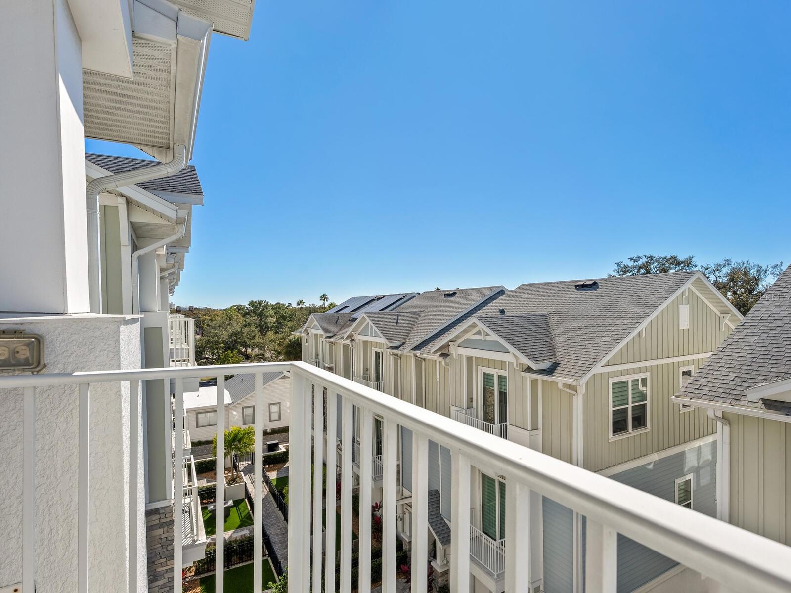 ENCLAVE/LAUREL PARK REP - Residential