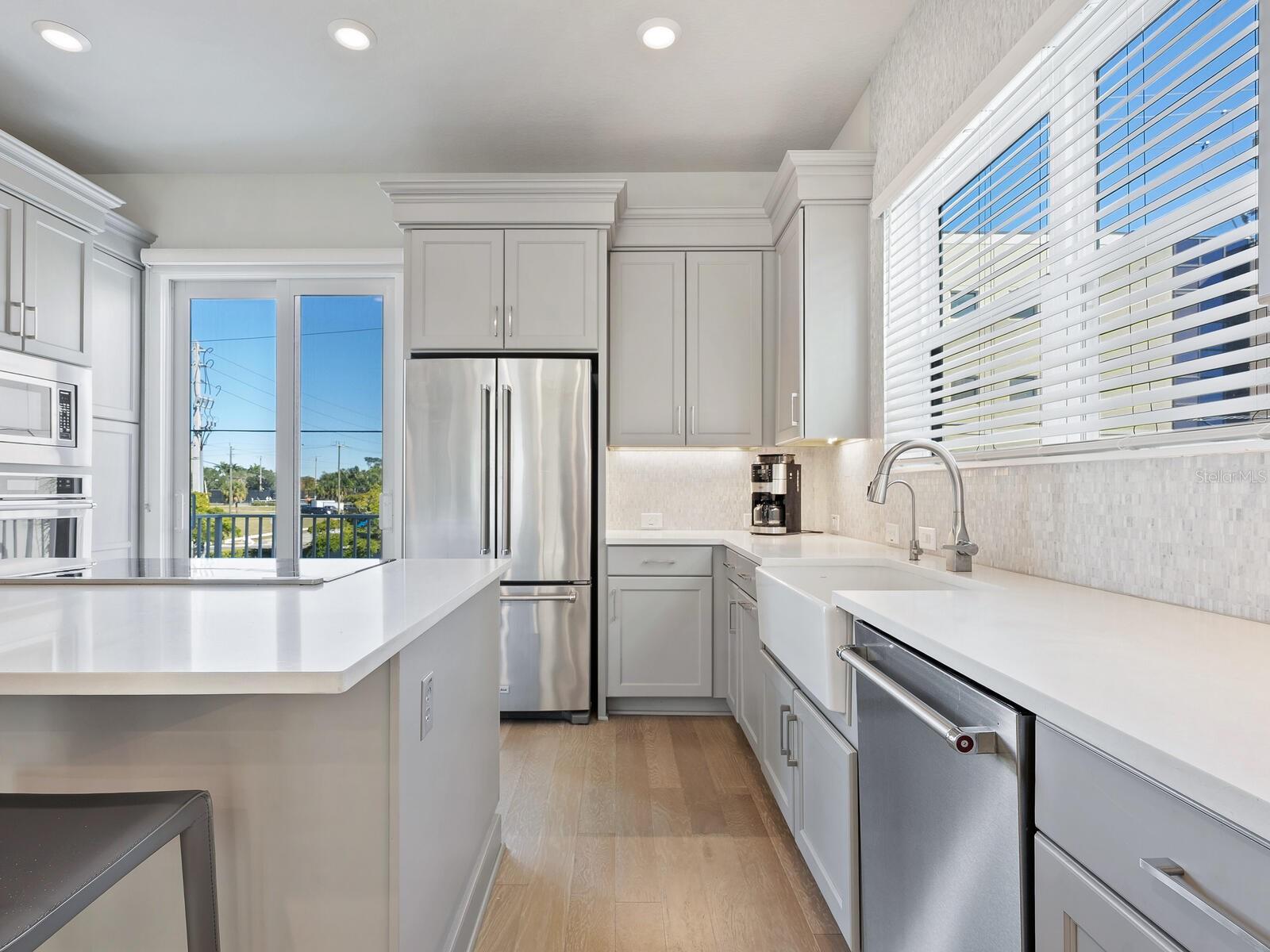 ENCLAVE/LAUREL PARK REP - Residential
