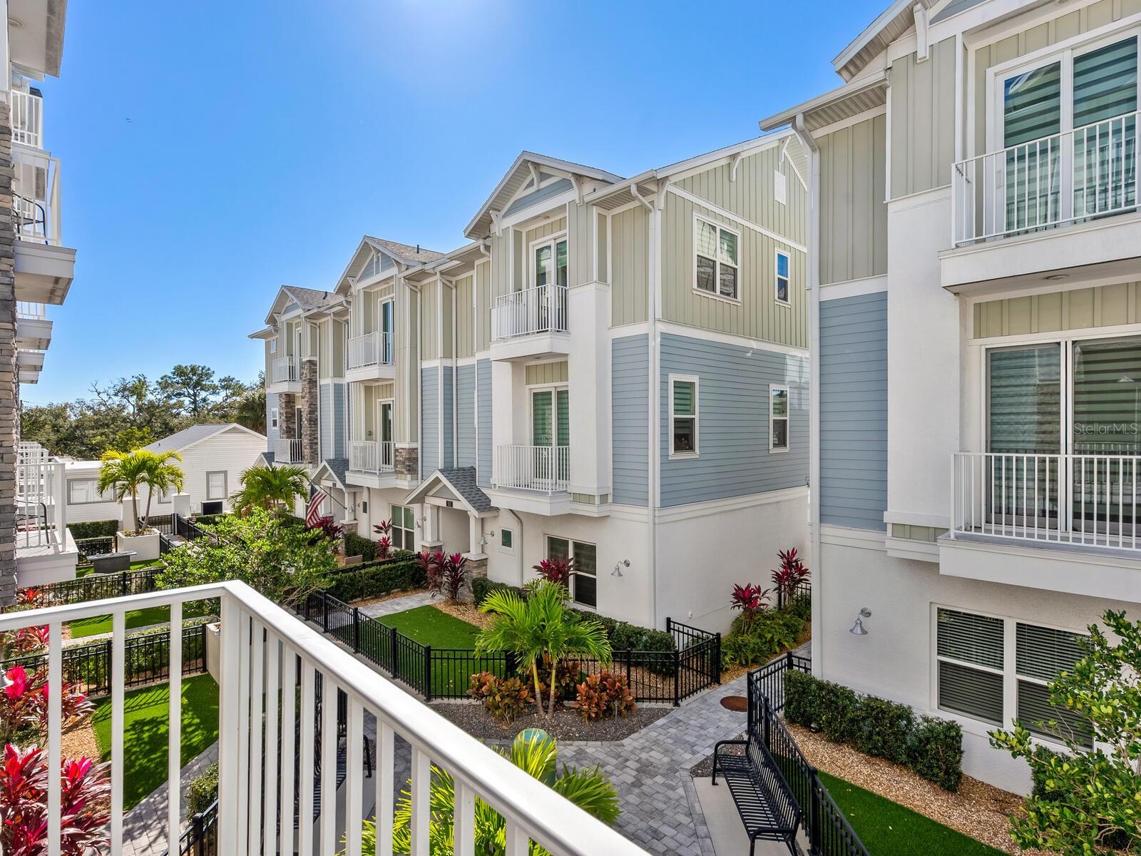ENCLAVE/LAUREL PARK REP - Residential