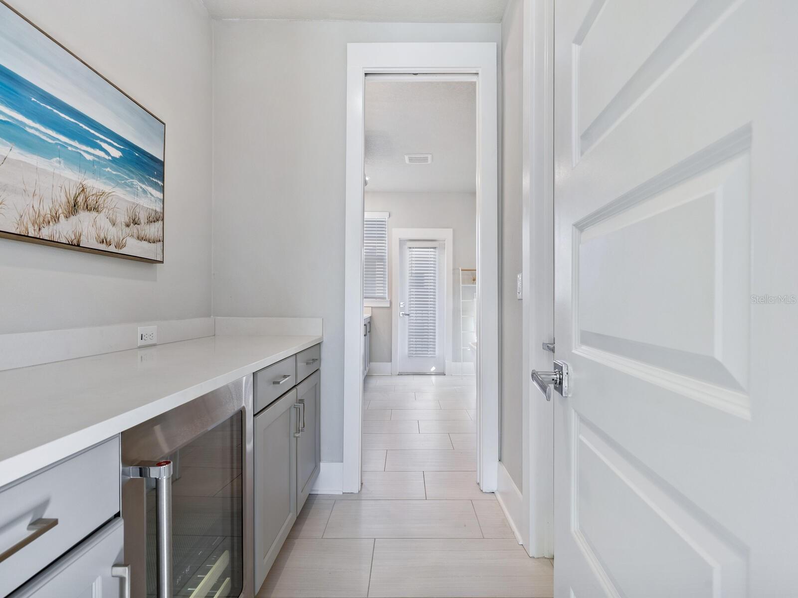 ENCLAVE/LAUREL PARK REP - Residential