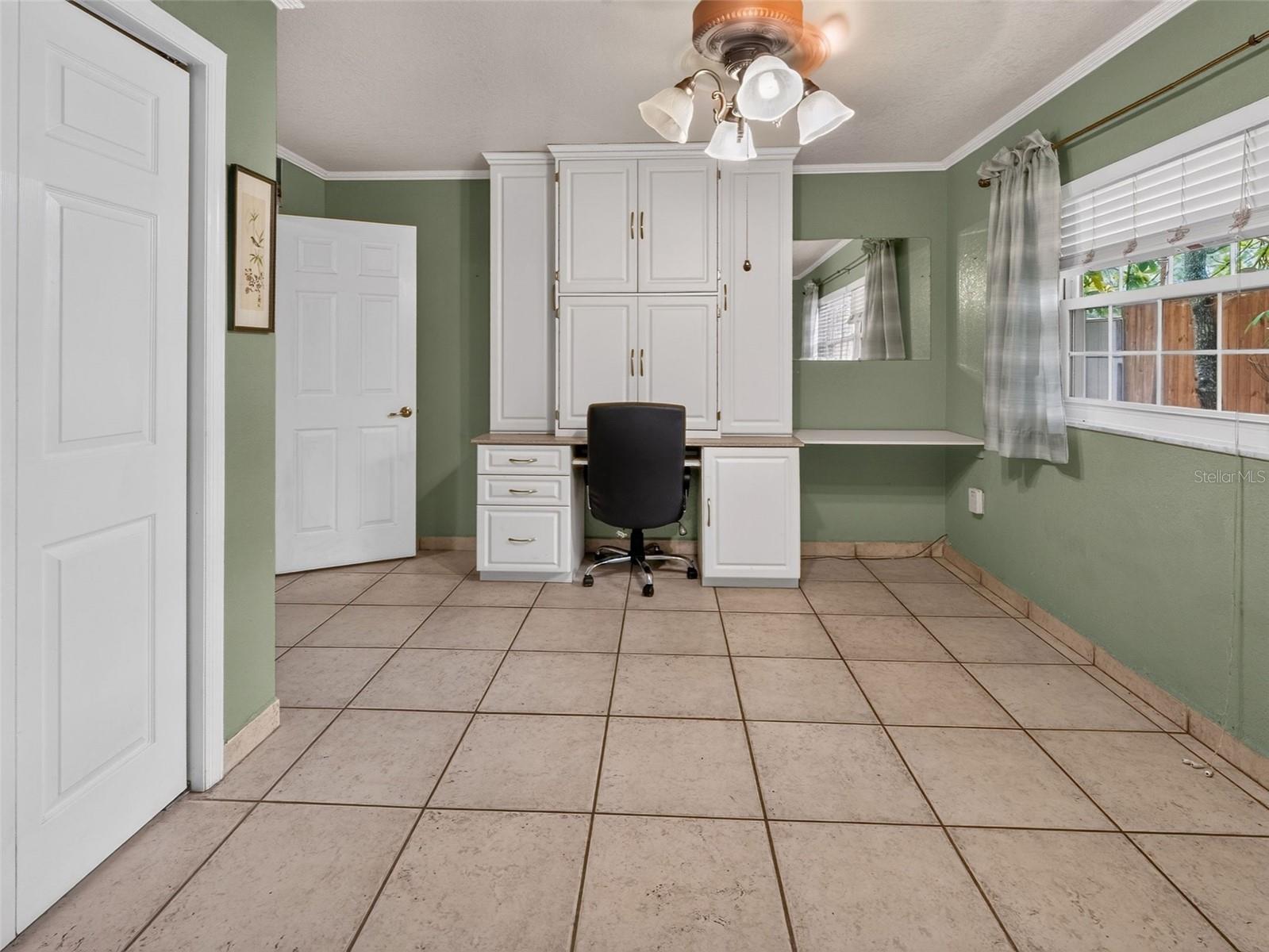 ALMANS ACRES - Residential