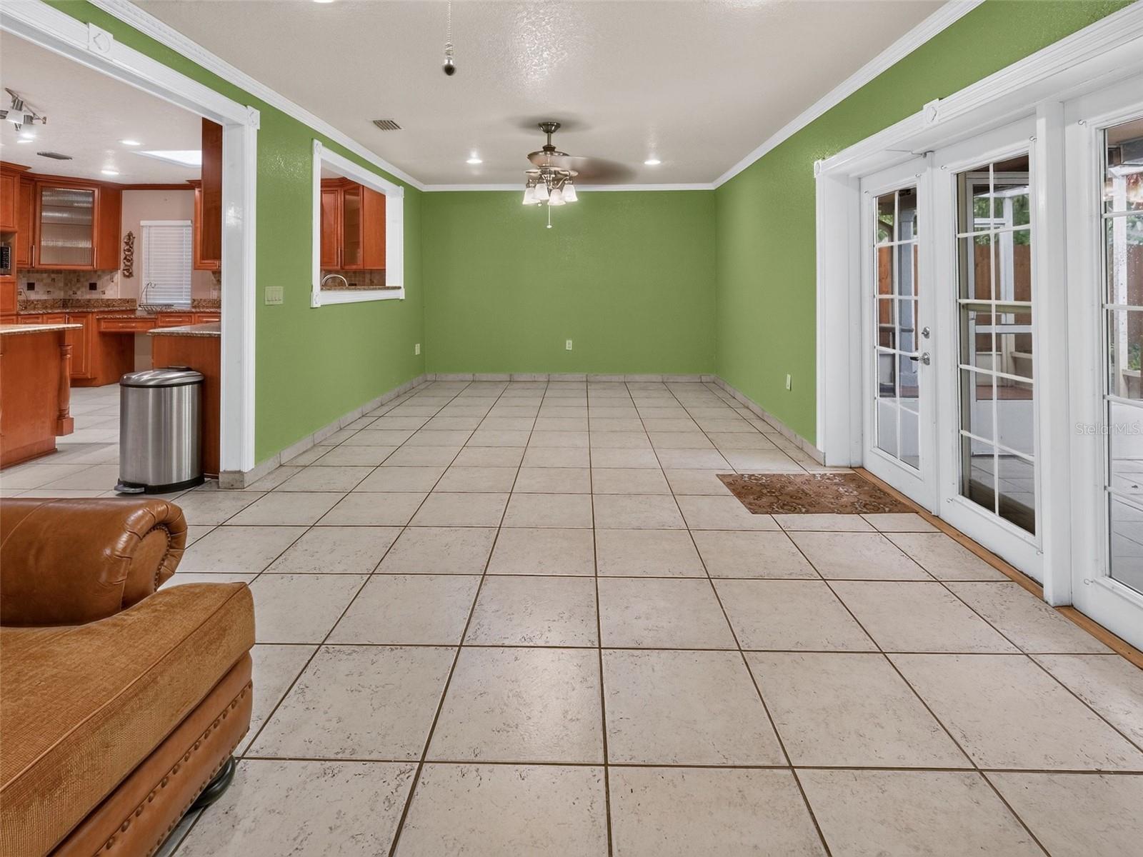 ALMANS ACRES - Residential