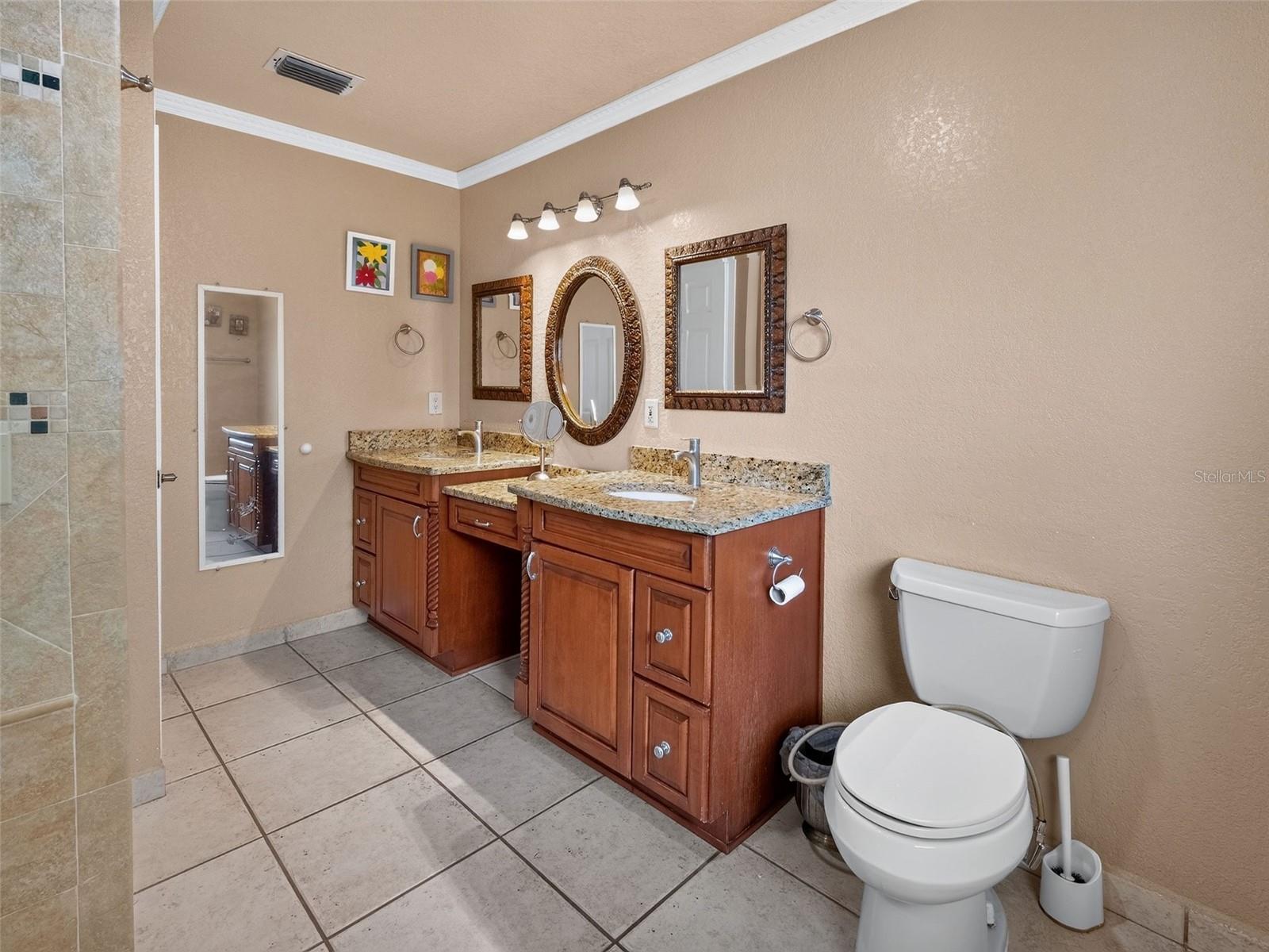 ALMANS ACRES - Residential