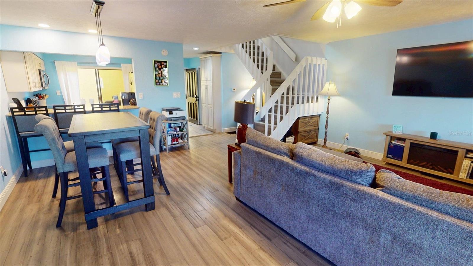 EMERALD POINTE TWNHS PH 05 - Residential