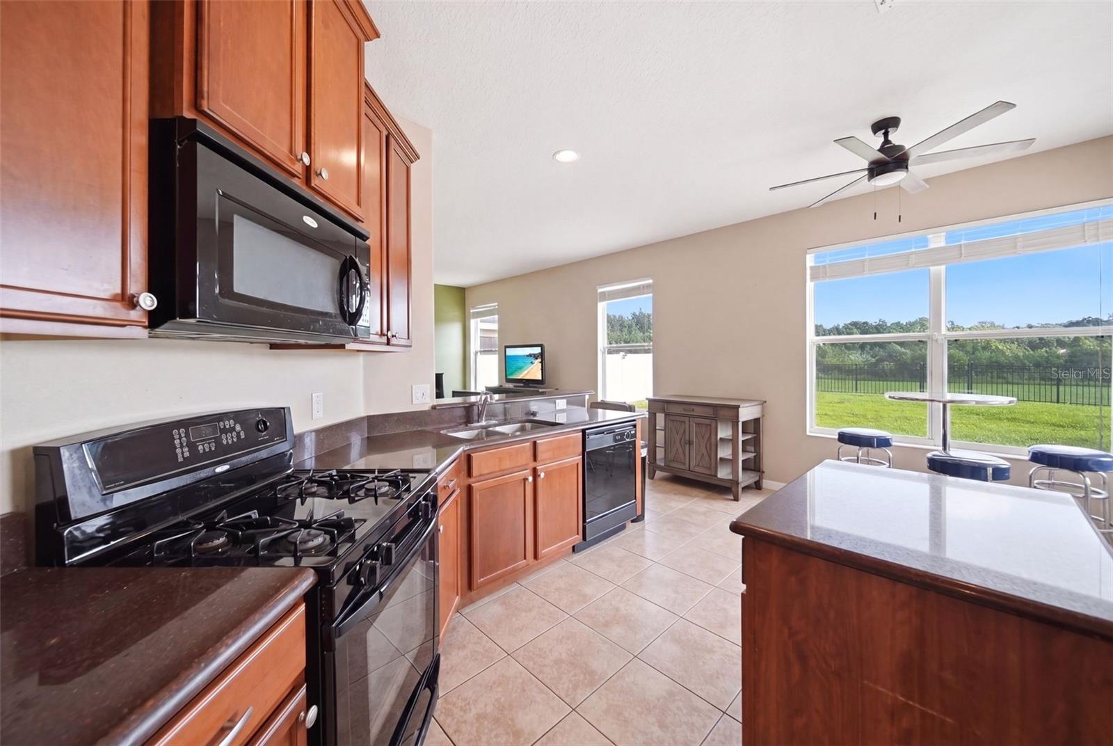 SUMMERBROOKE PH 01 - Residential